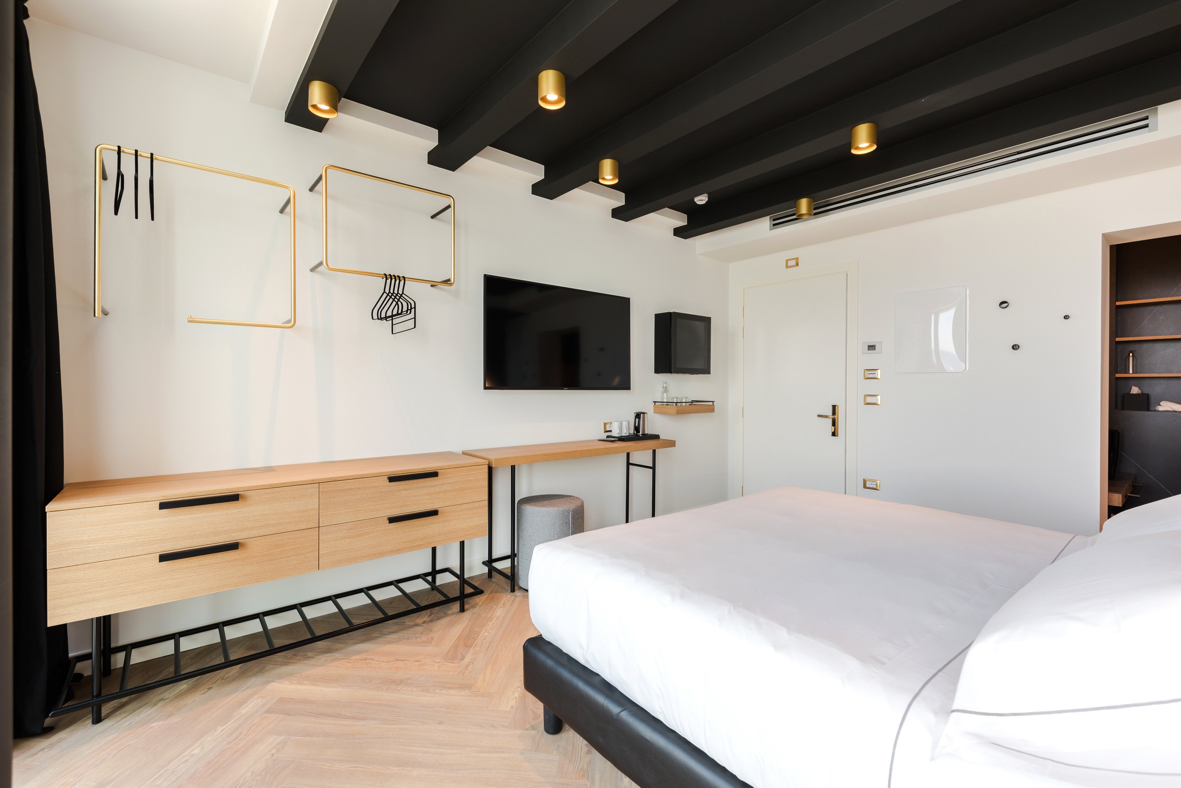 MaisonMe Boutique Hotel