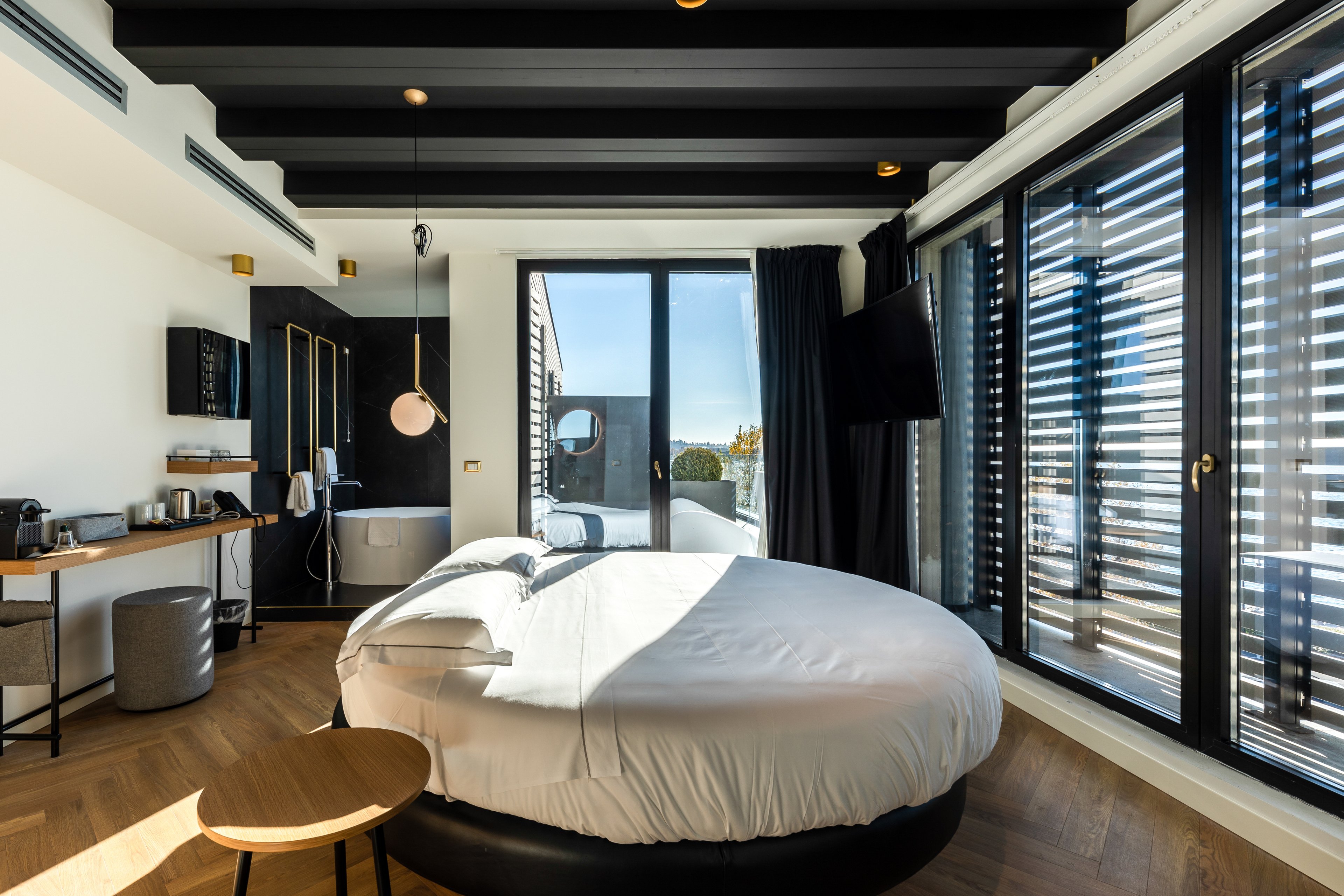 MaisonMe Boutique Hotel