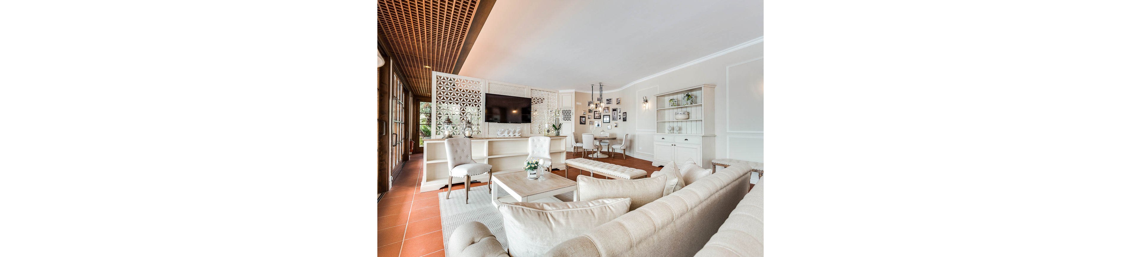 Madrigale Panoramic Lifestyle Hotel