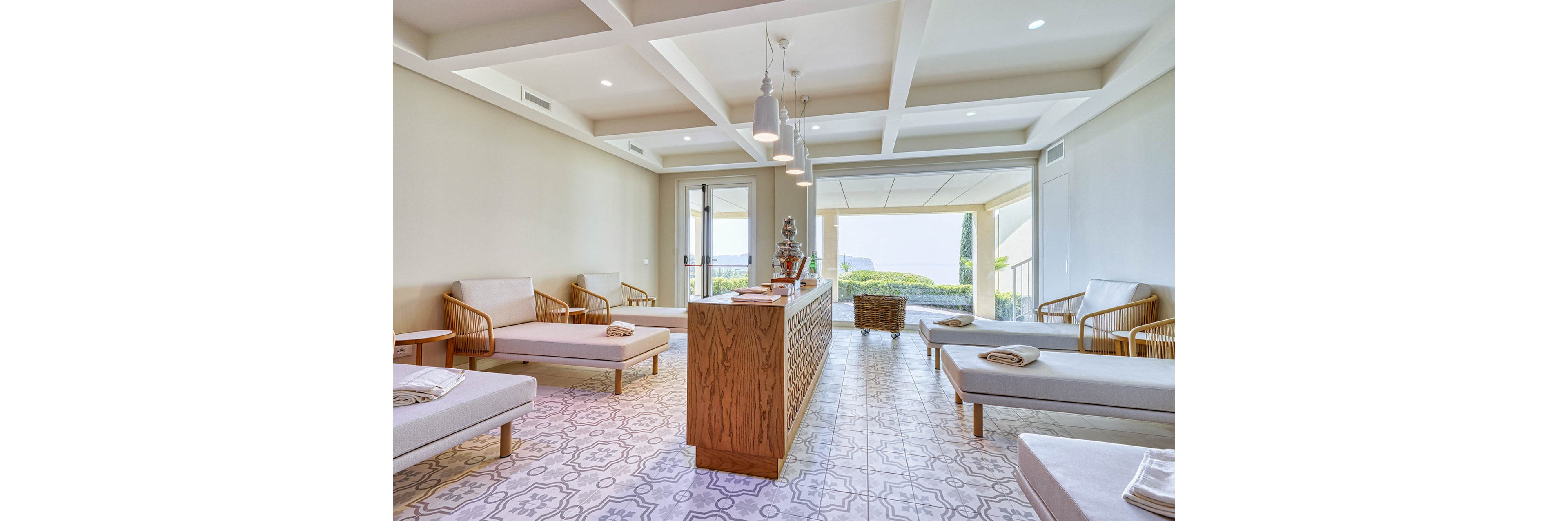 Madrigale Panoramic Lifestyle Hotel