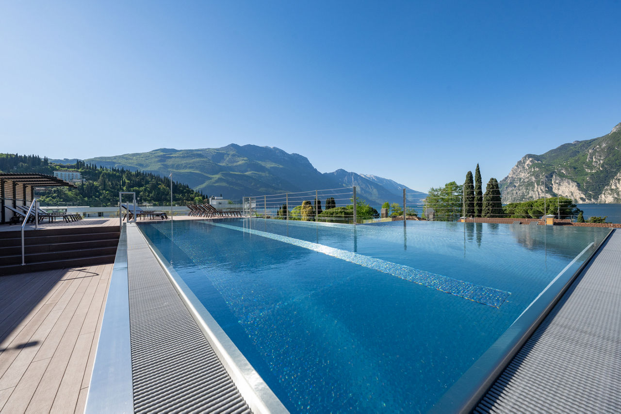 Etra Suites & Apartments