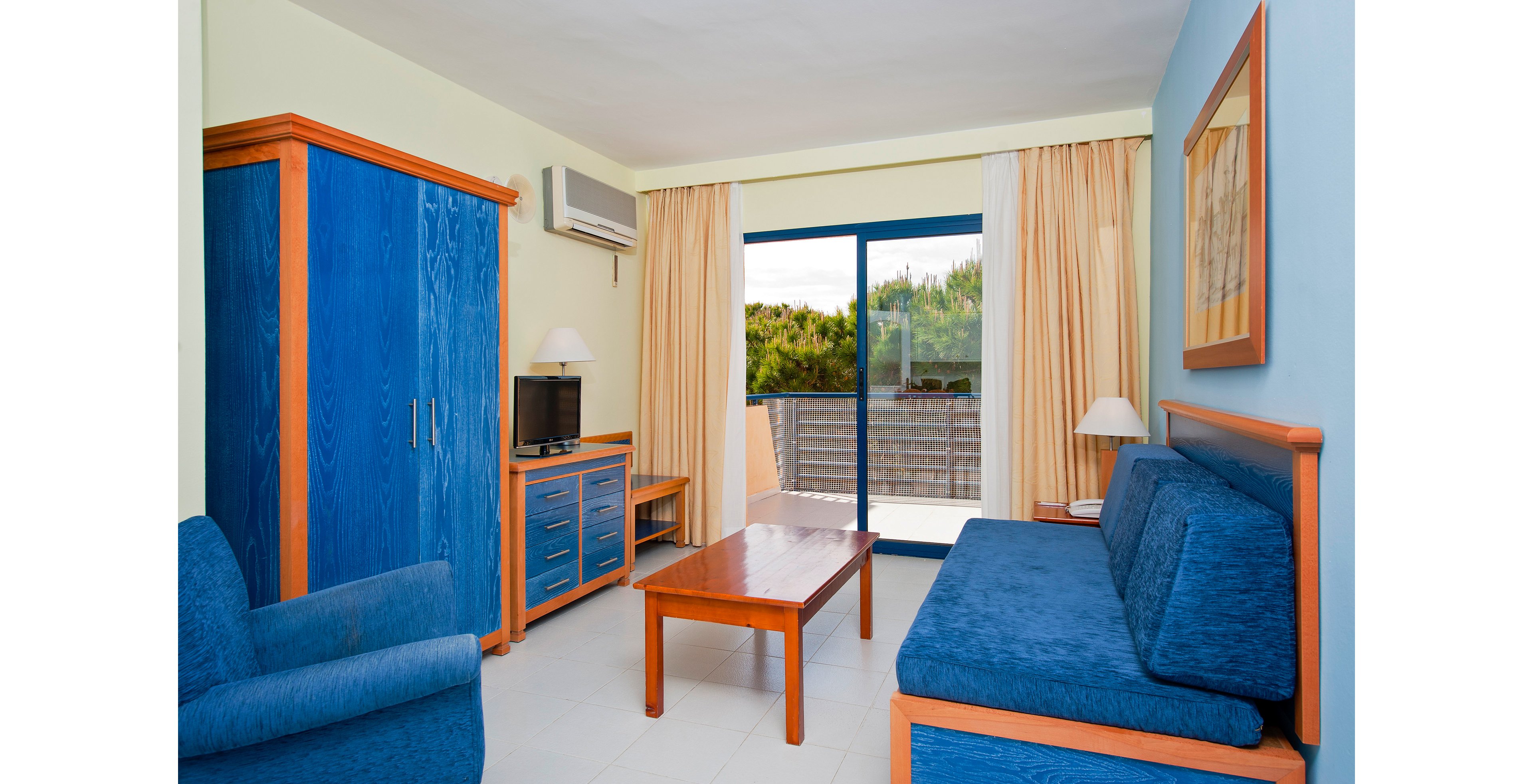 Sol Sancti Petri Apartments