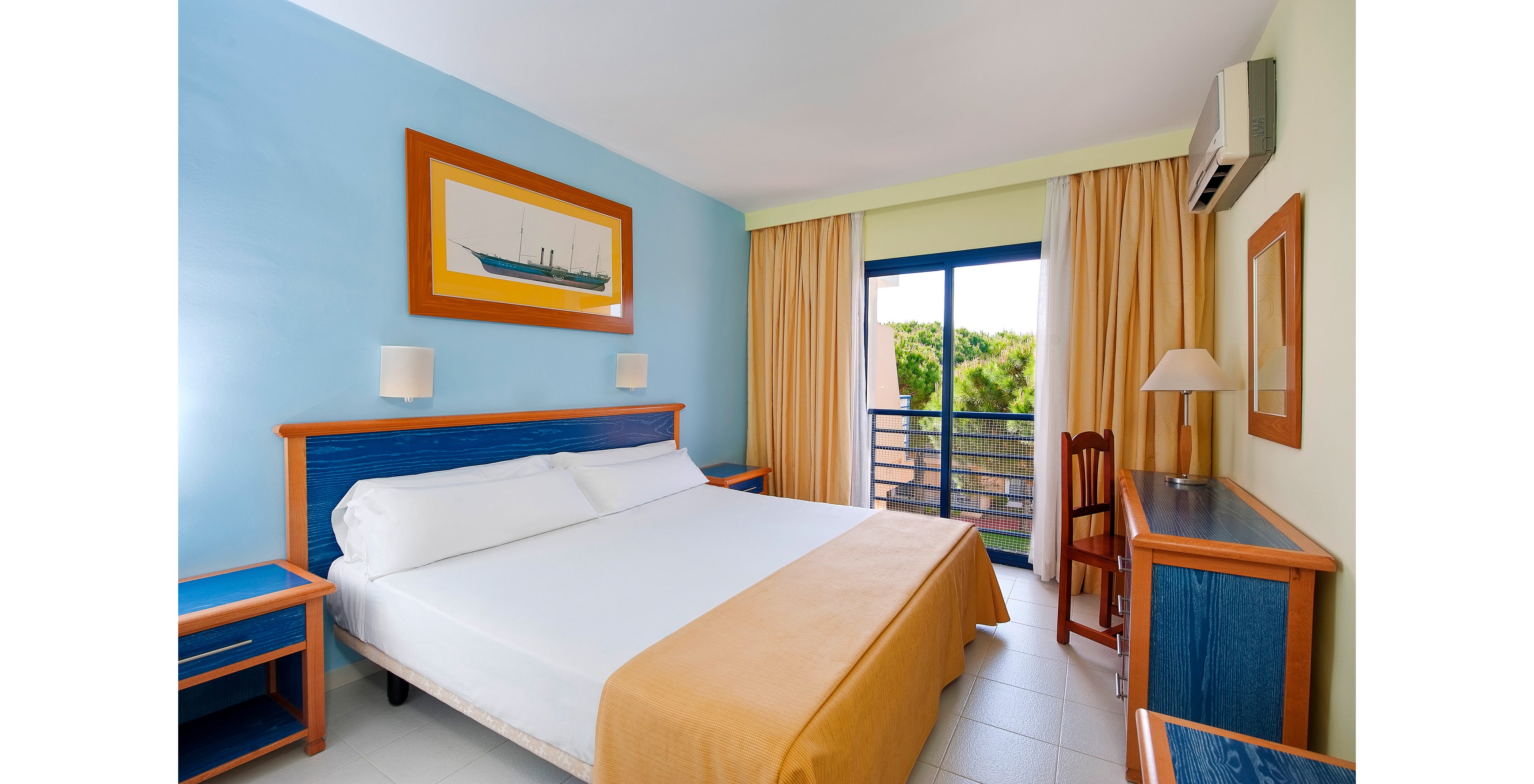 Sol Sancti Petri Apartments