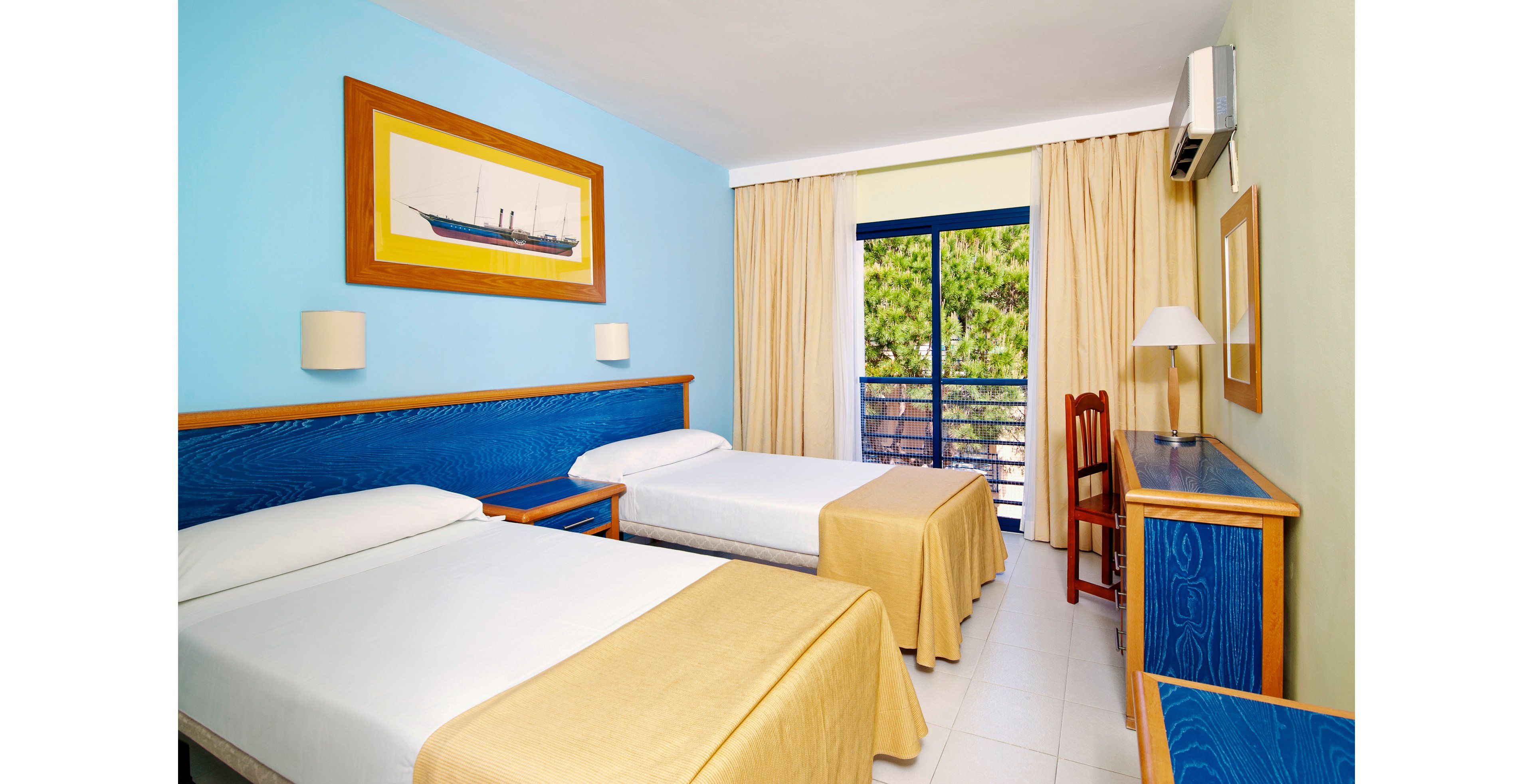 Sol Sancti Petri Apartments