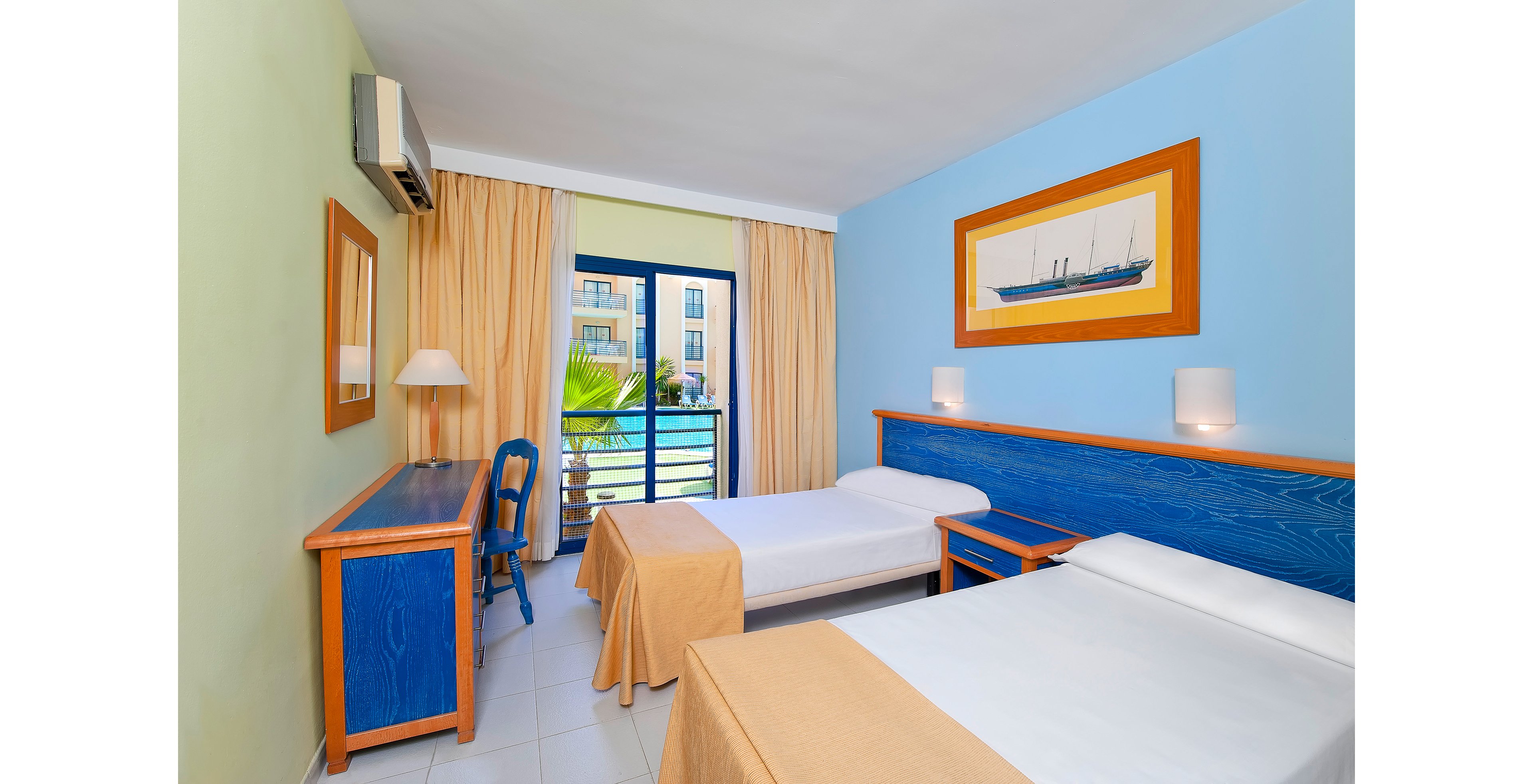 Sol Sancti Petri Apartments