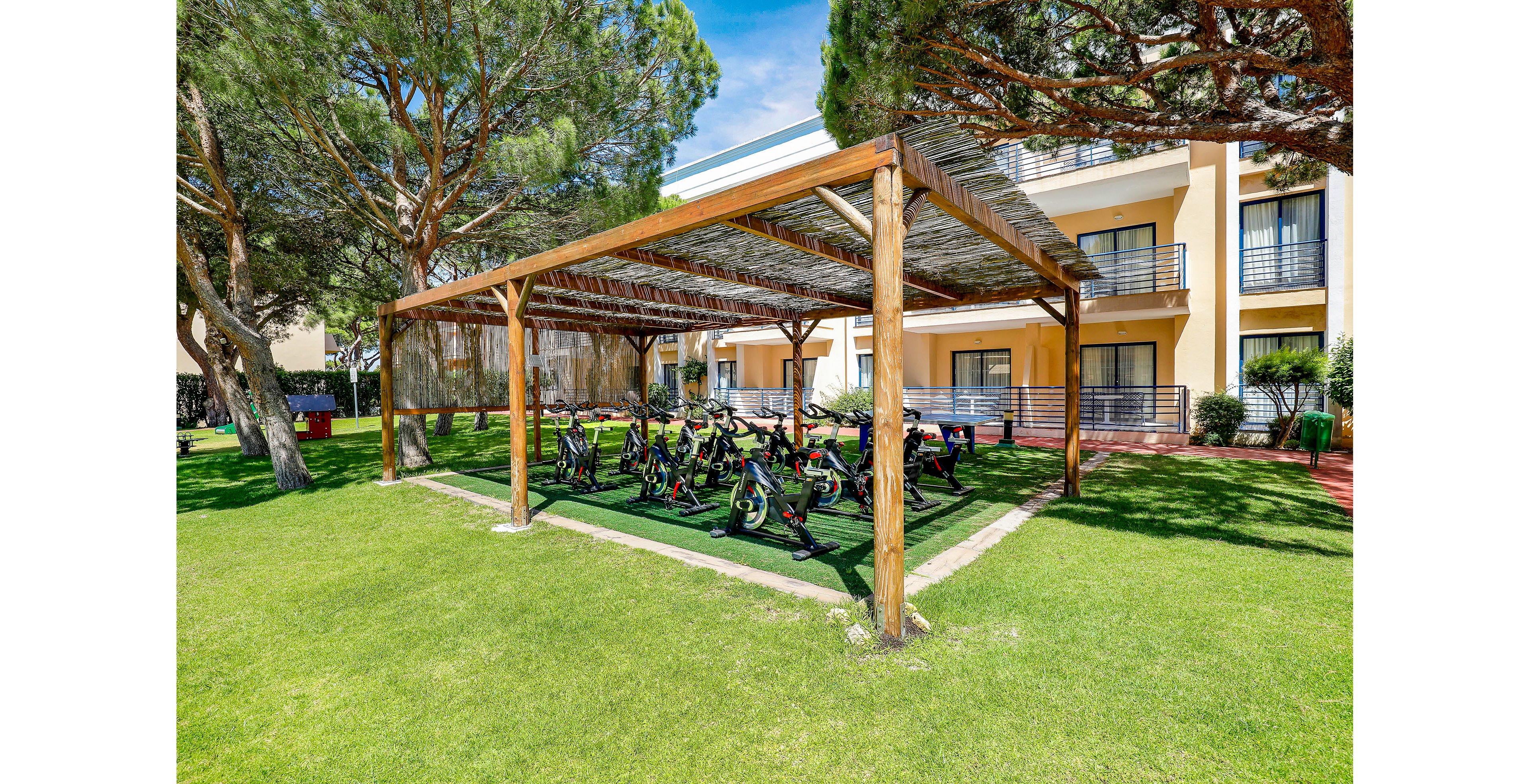 Sol Sancti Petri Apartments