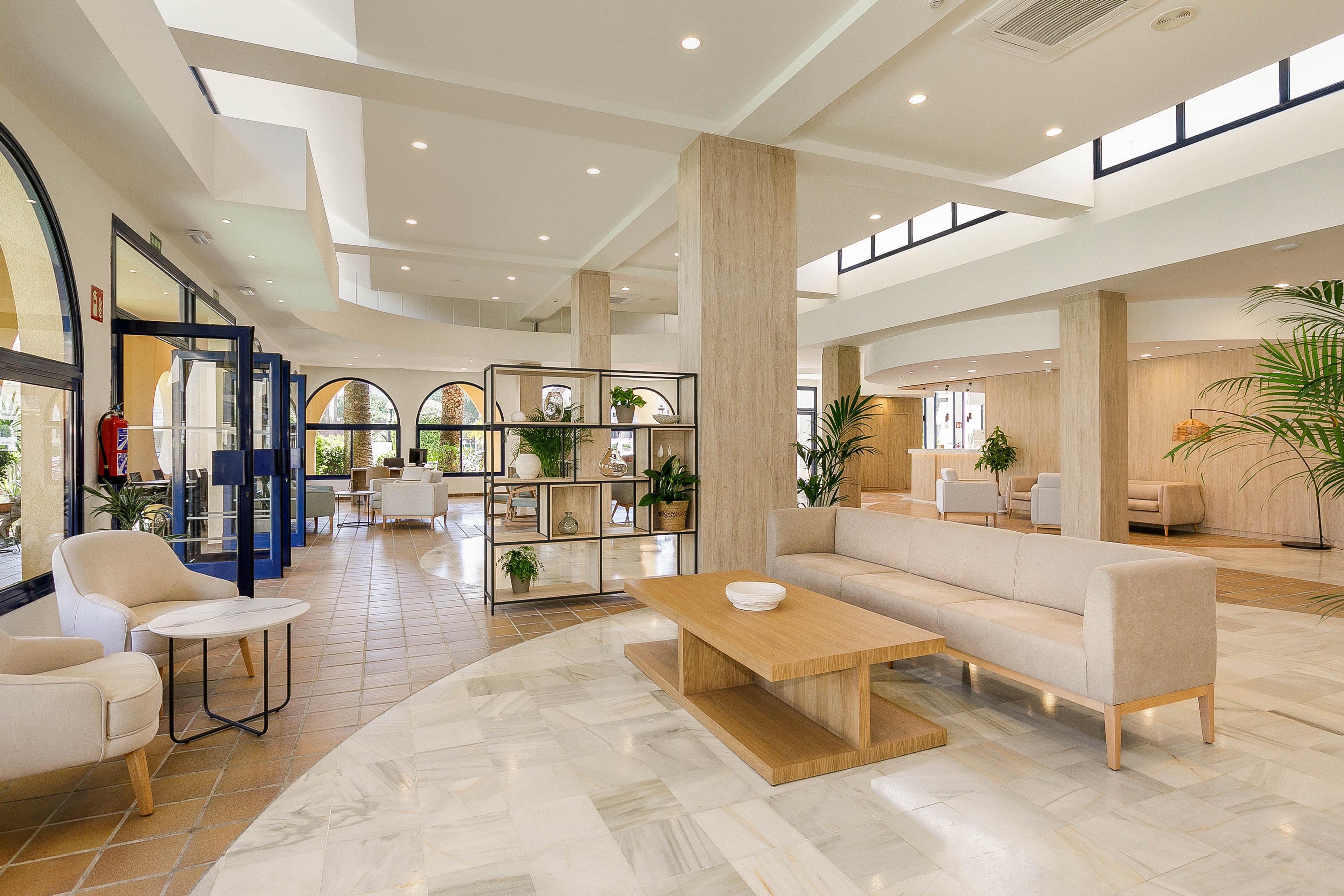 Sol Sancti Petri Apartments