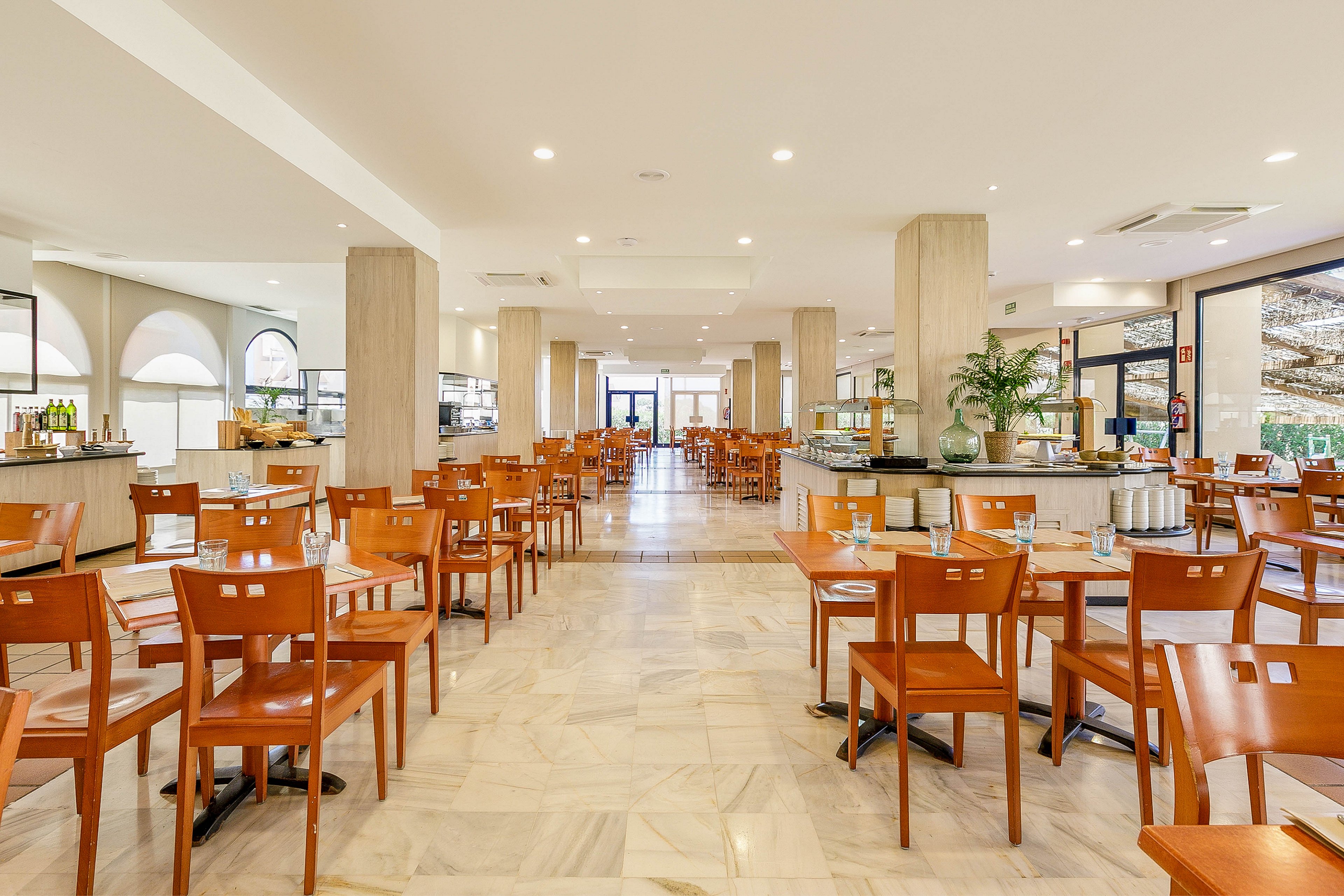 Sol Sancti Petri Apartments