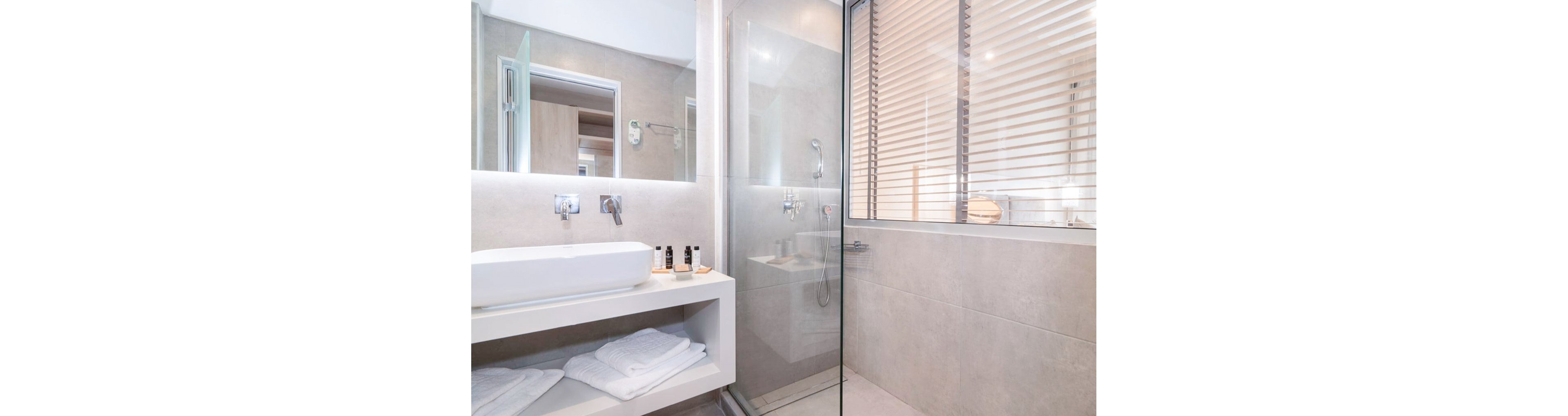 Venus Hotel & Suites