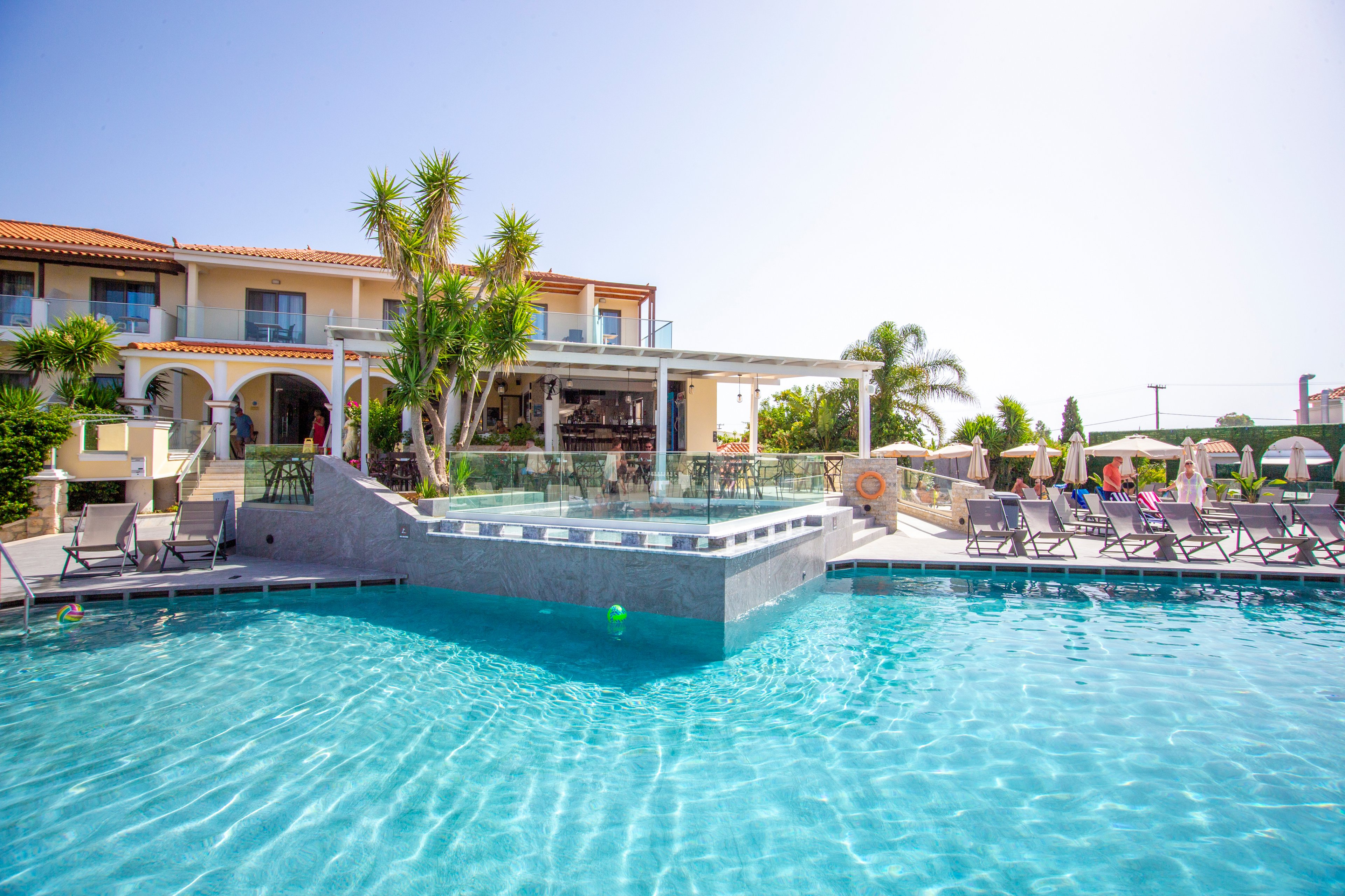 Venus Hotel & Suites