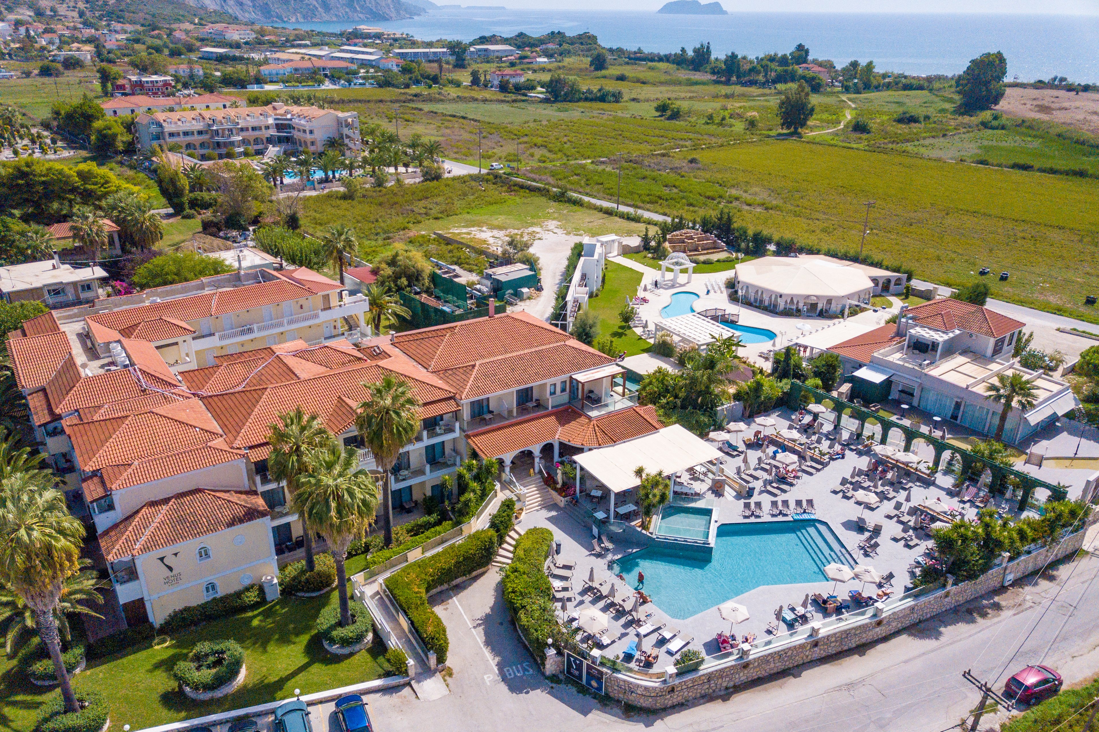 Venus Hotel & Suites