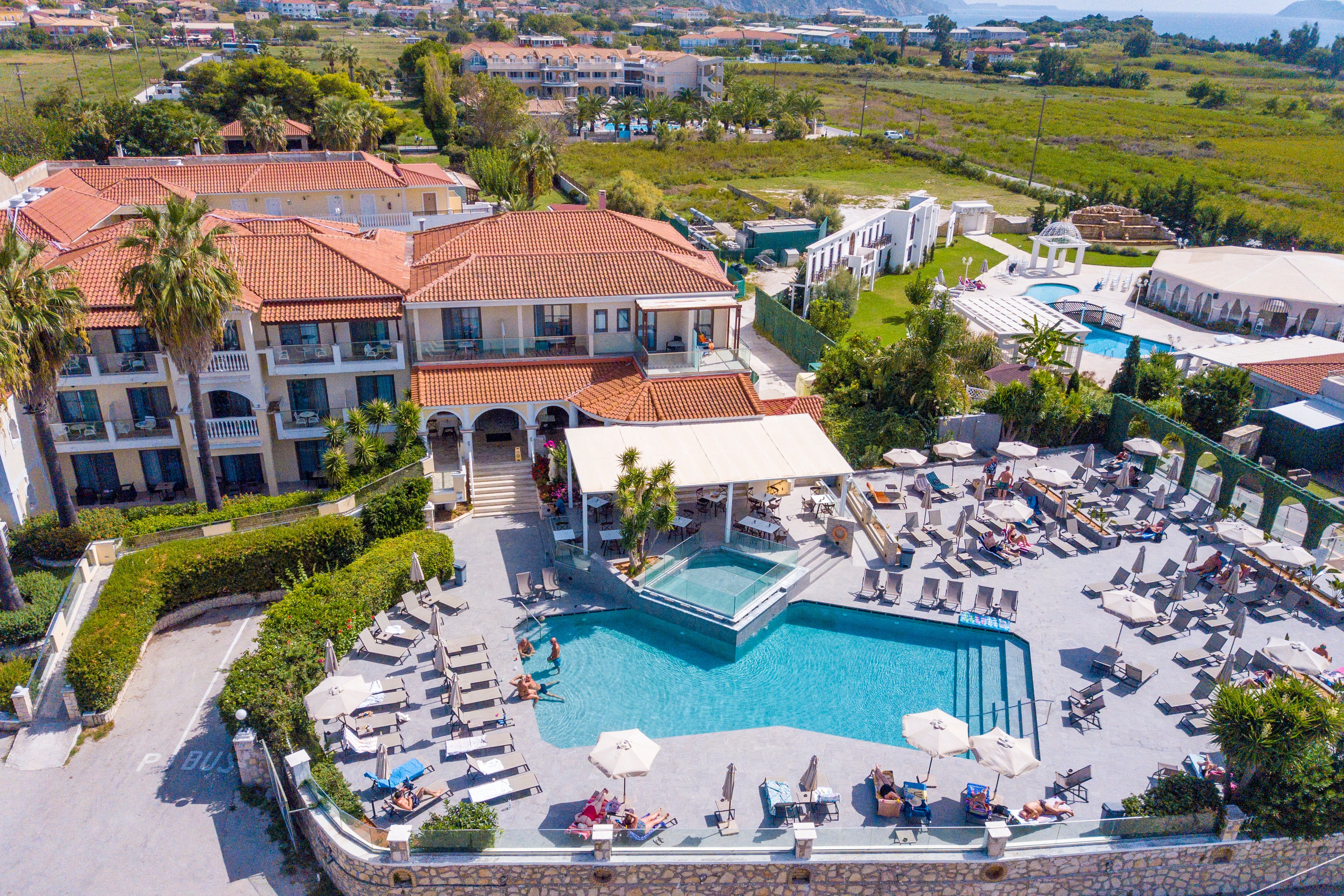 Venus Hotel & Suites