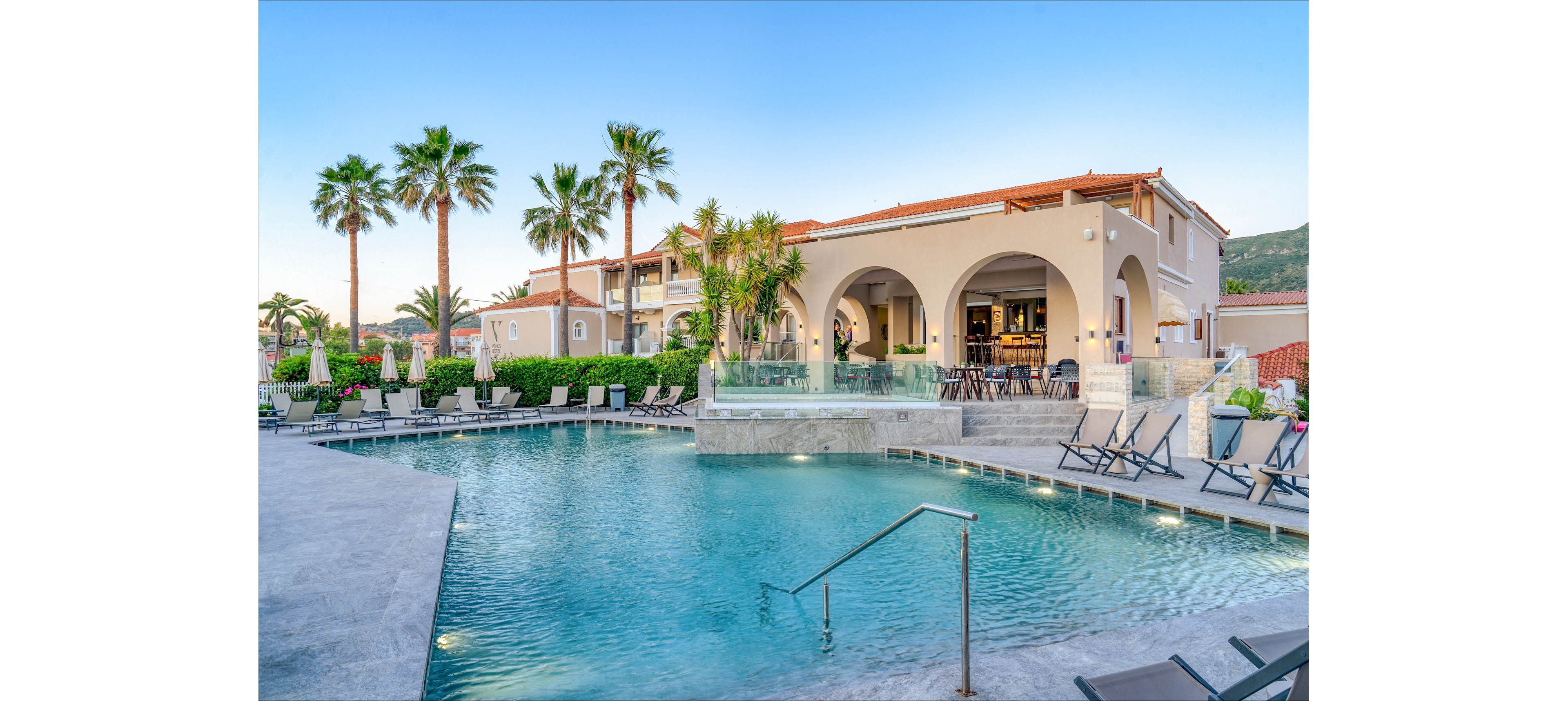 Venus Hotel & Suites