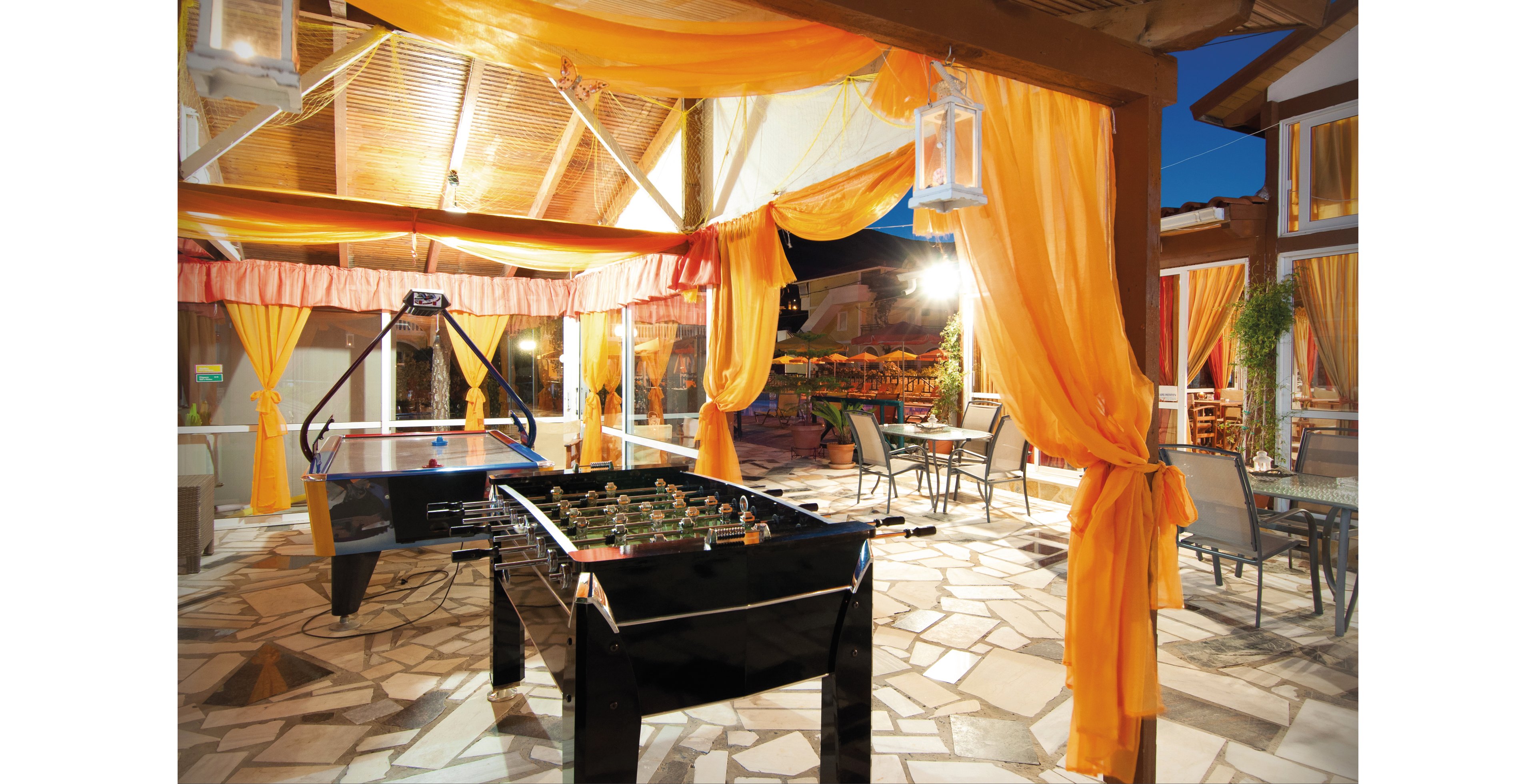 Panorama Studios & Apartments