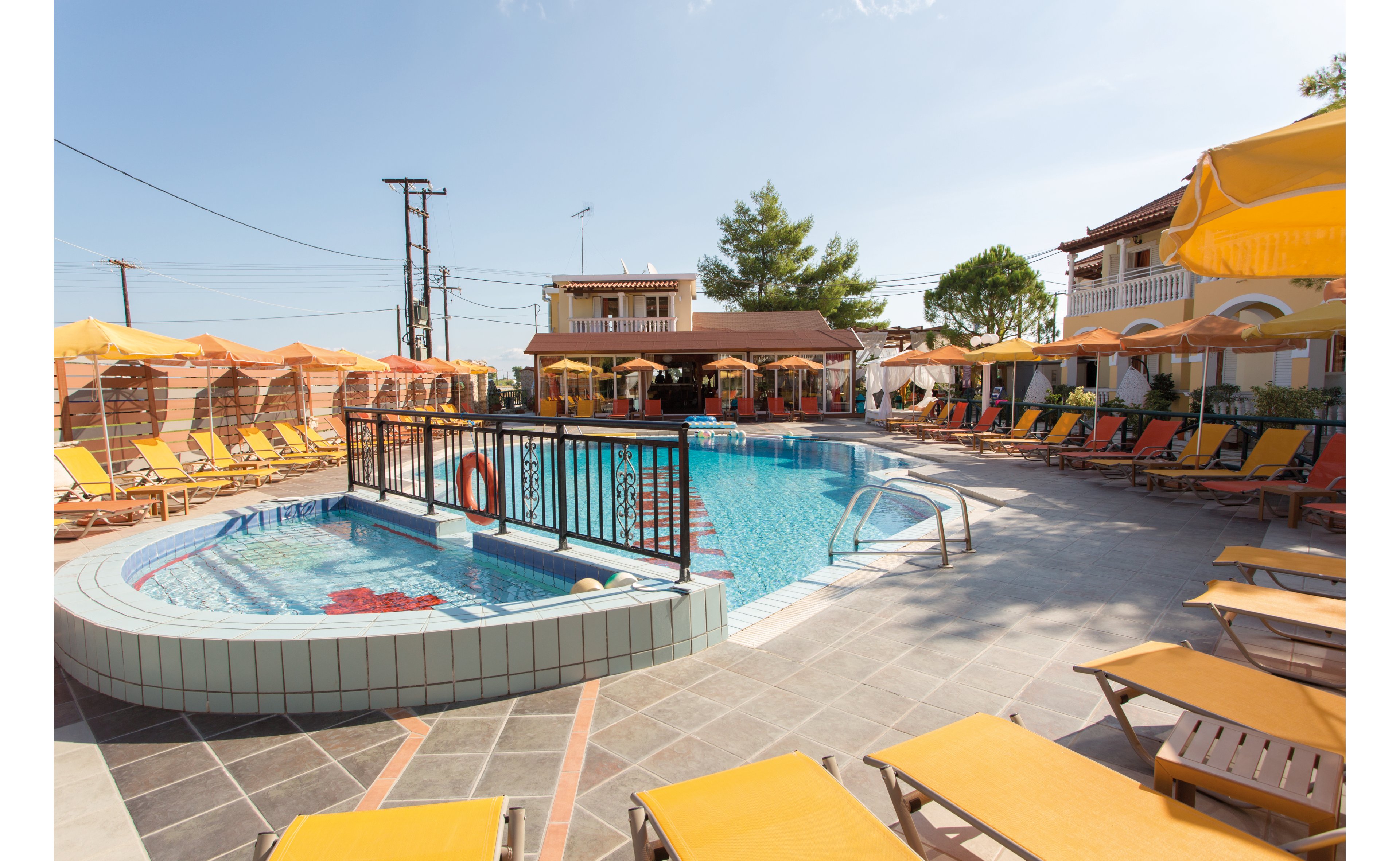 Panorama Studios & Apartments