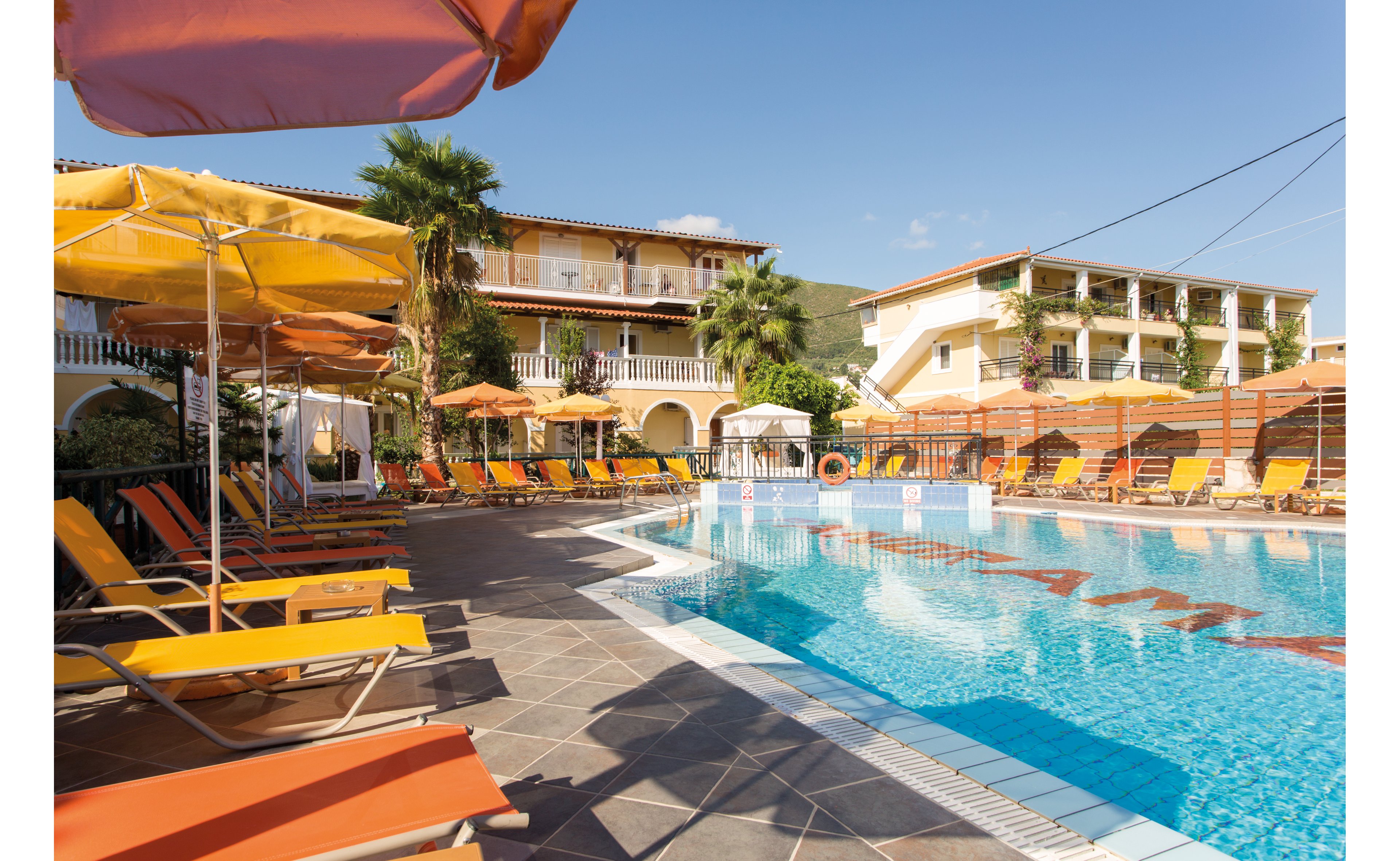 Panorama Studios & Apartments