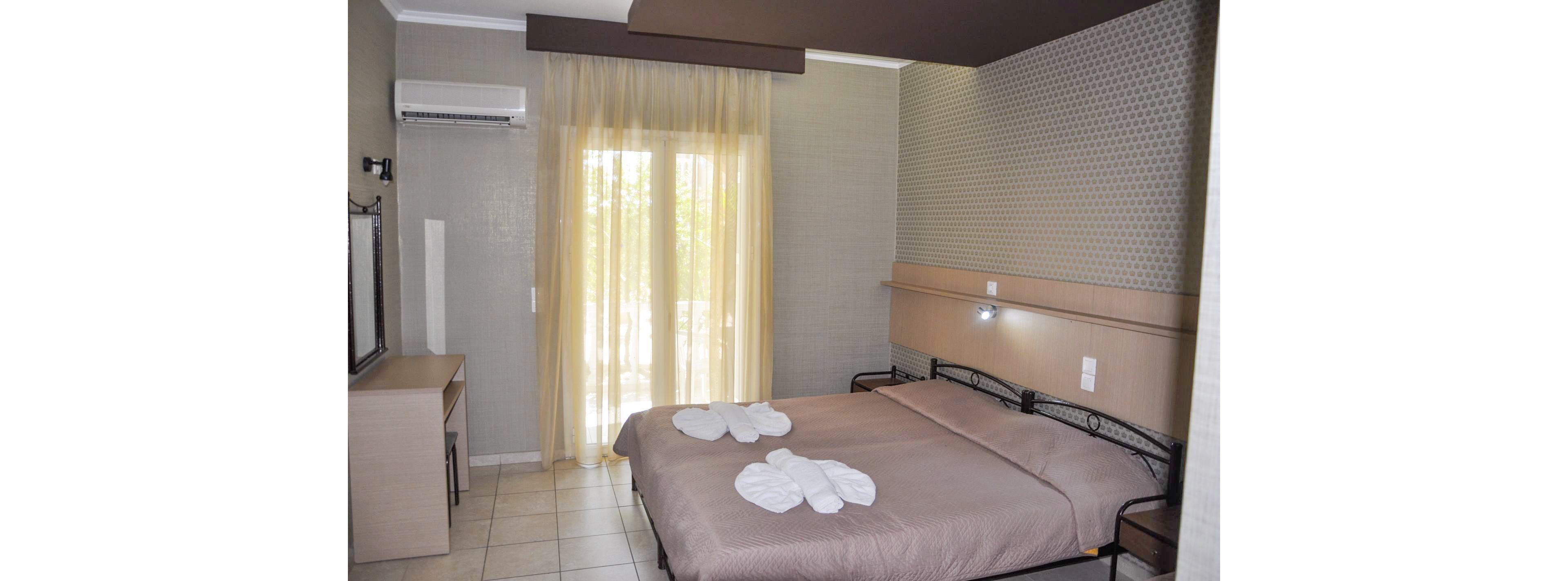 Maria Studios & Apartments