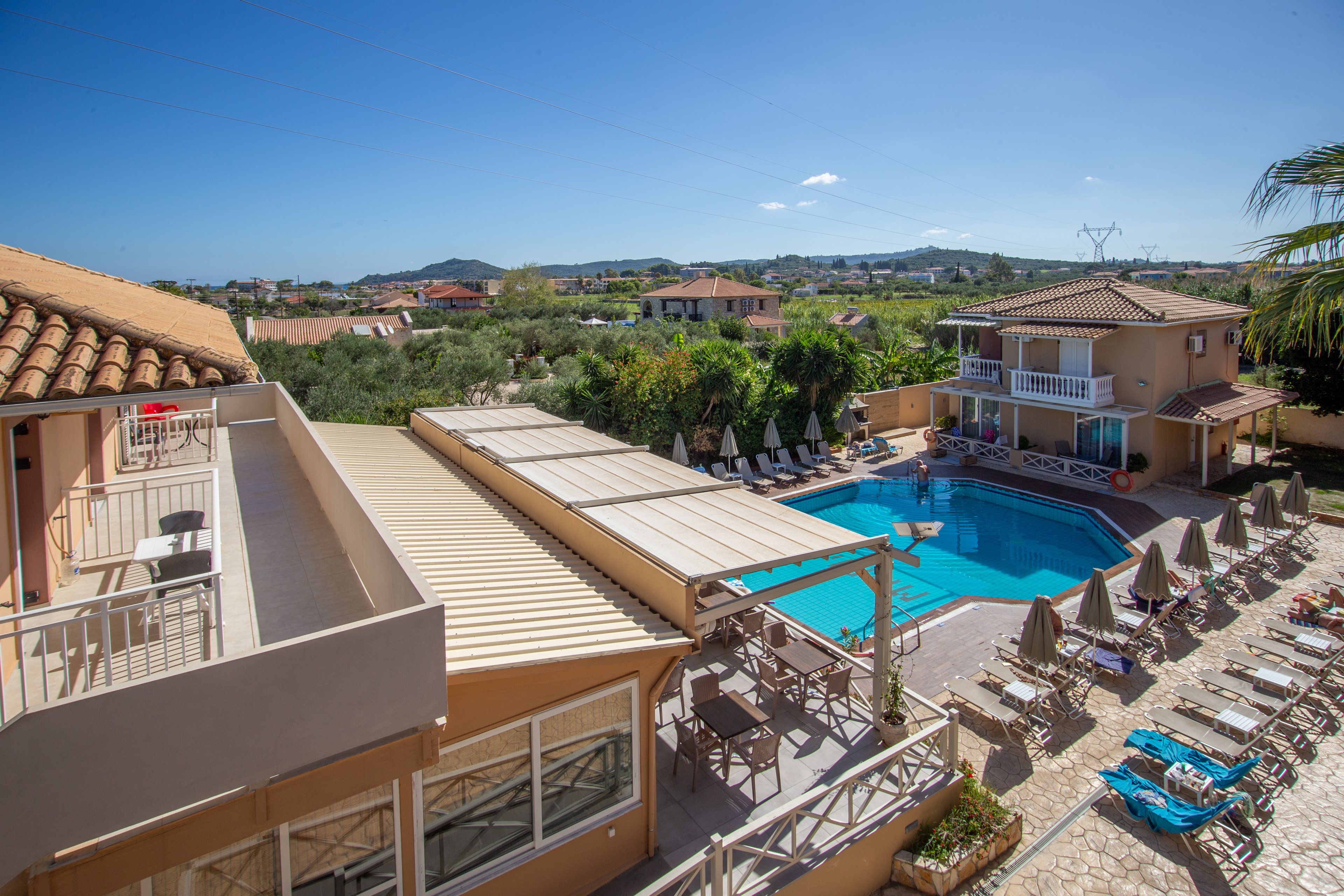 Maria Studios & Apartments