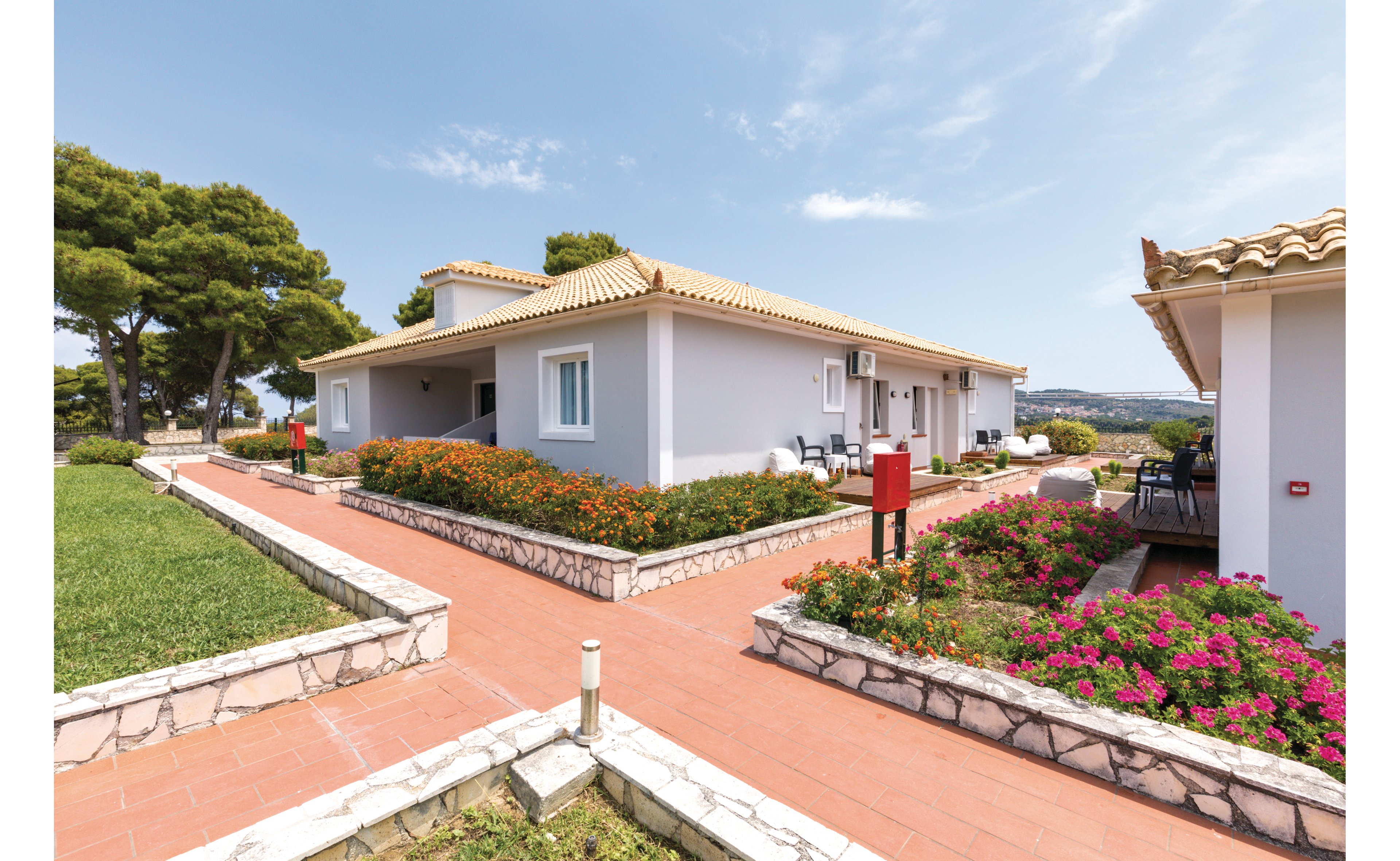 Keri Village by Zante Plaza