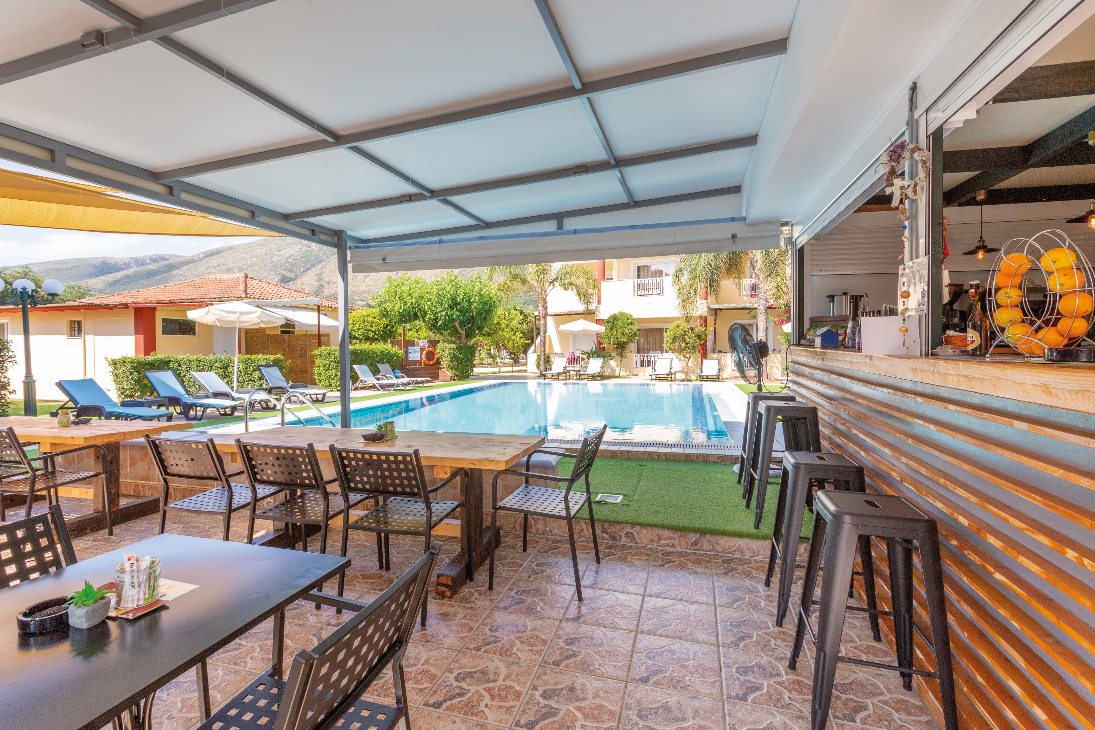 Oscar Villa and Studios