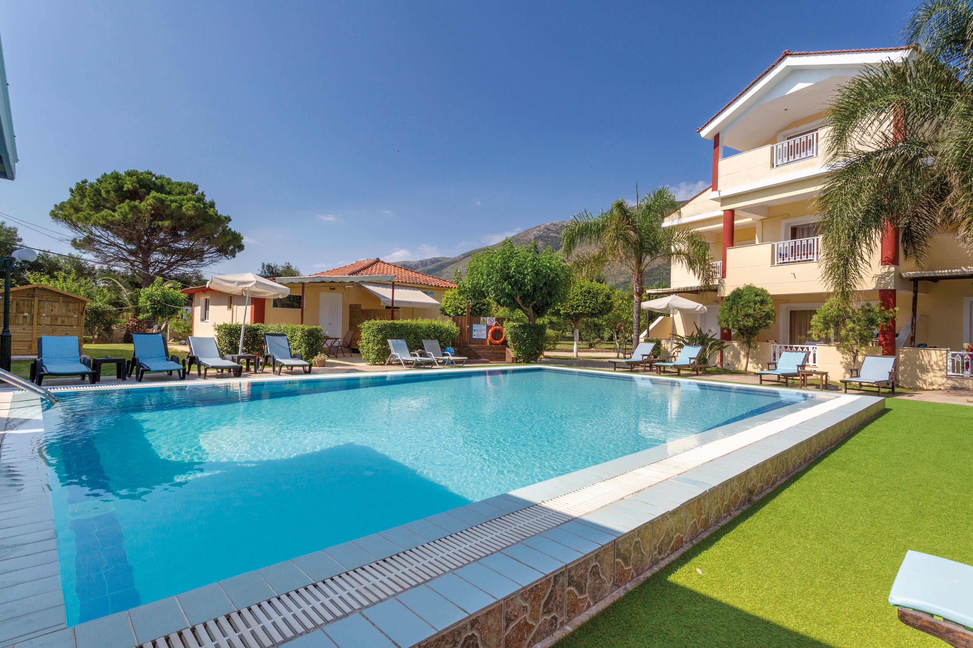 Oscar Villa and Studios