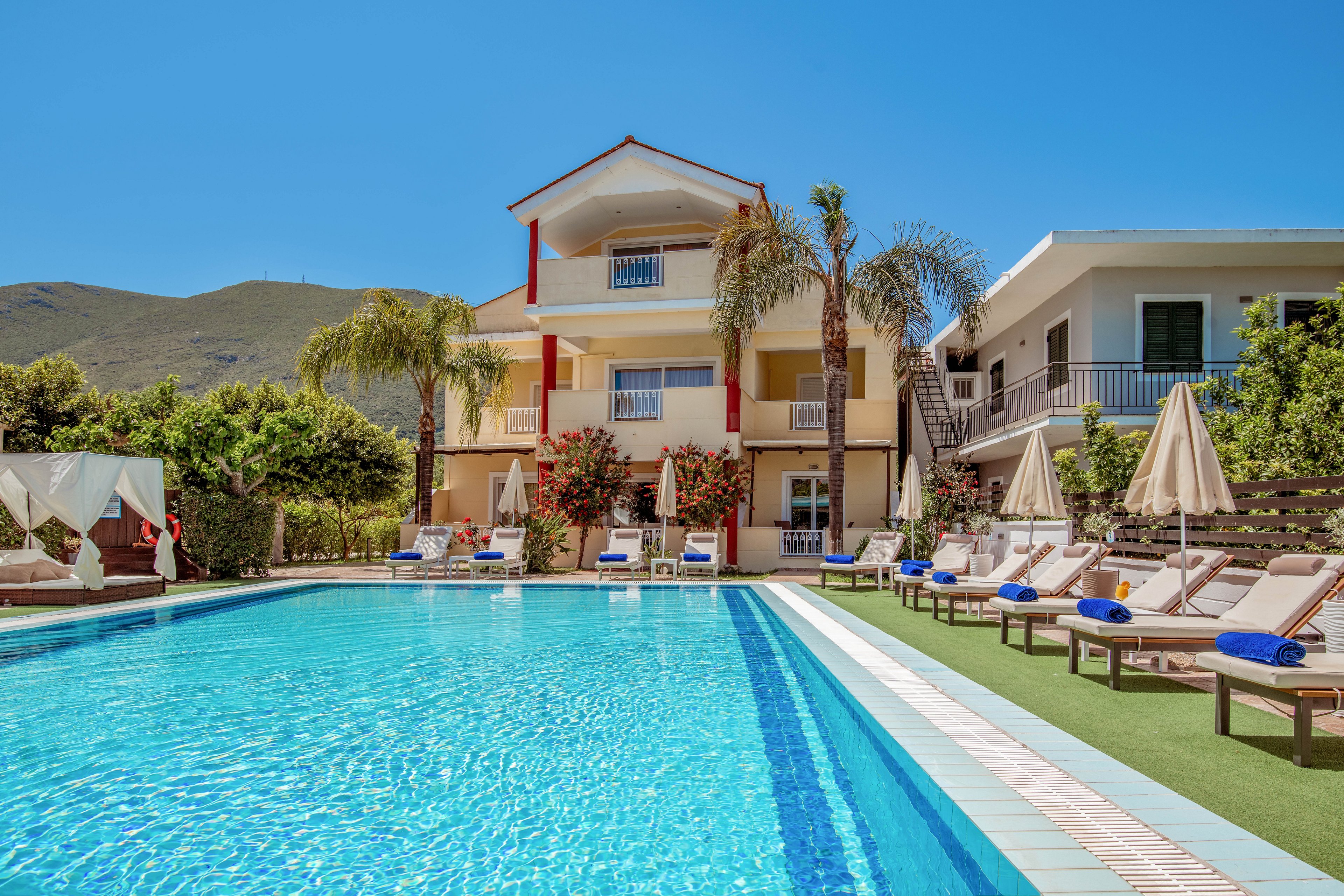 Oscar Villa and Studios