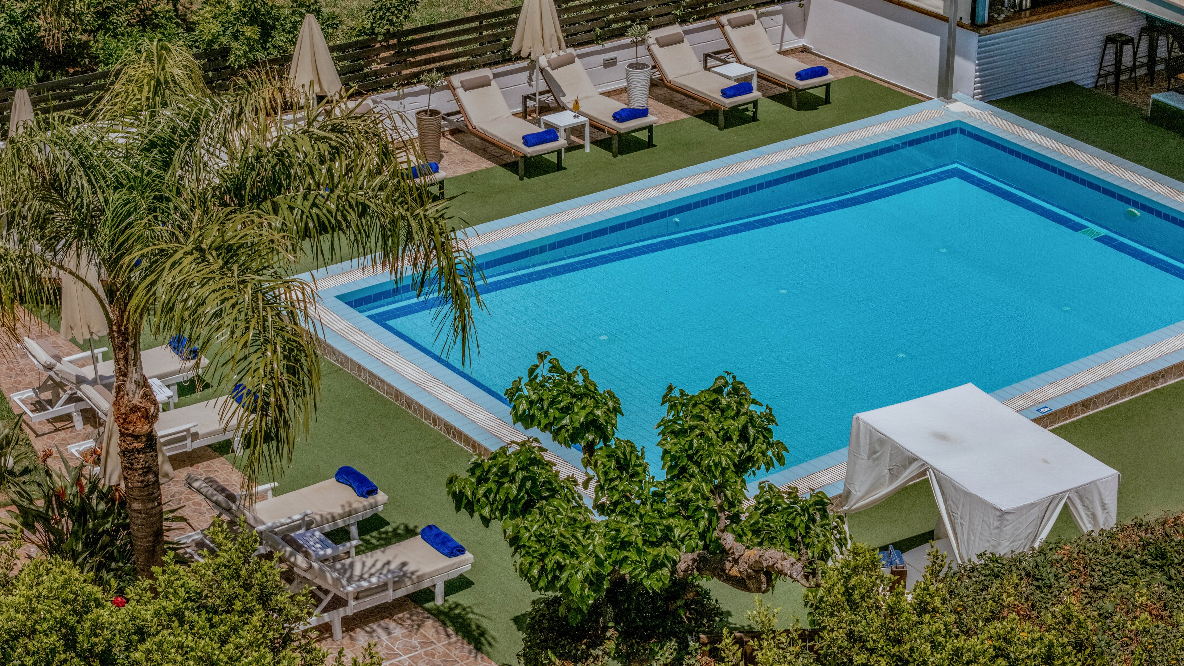 Oscar Villa and Studios