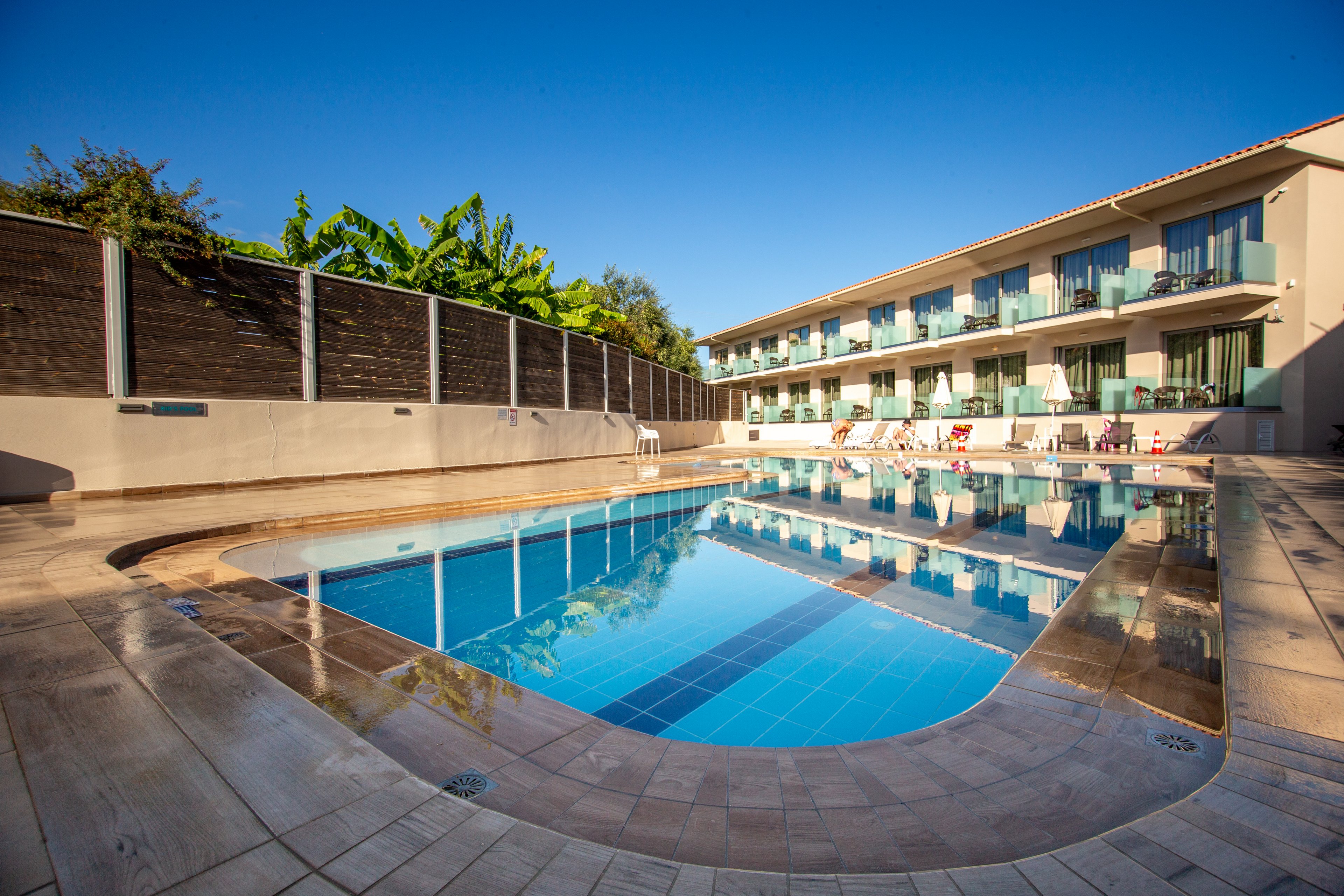 Karras Grande Resort