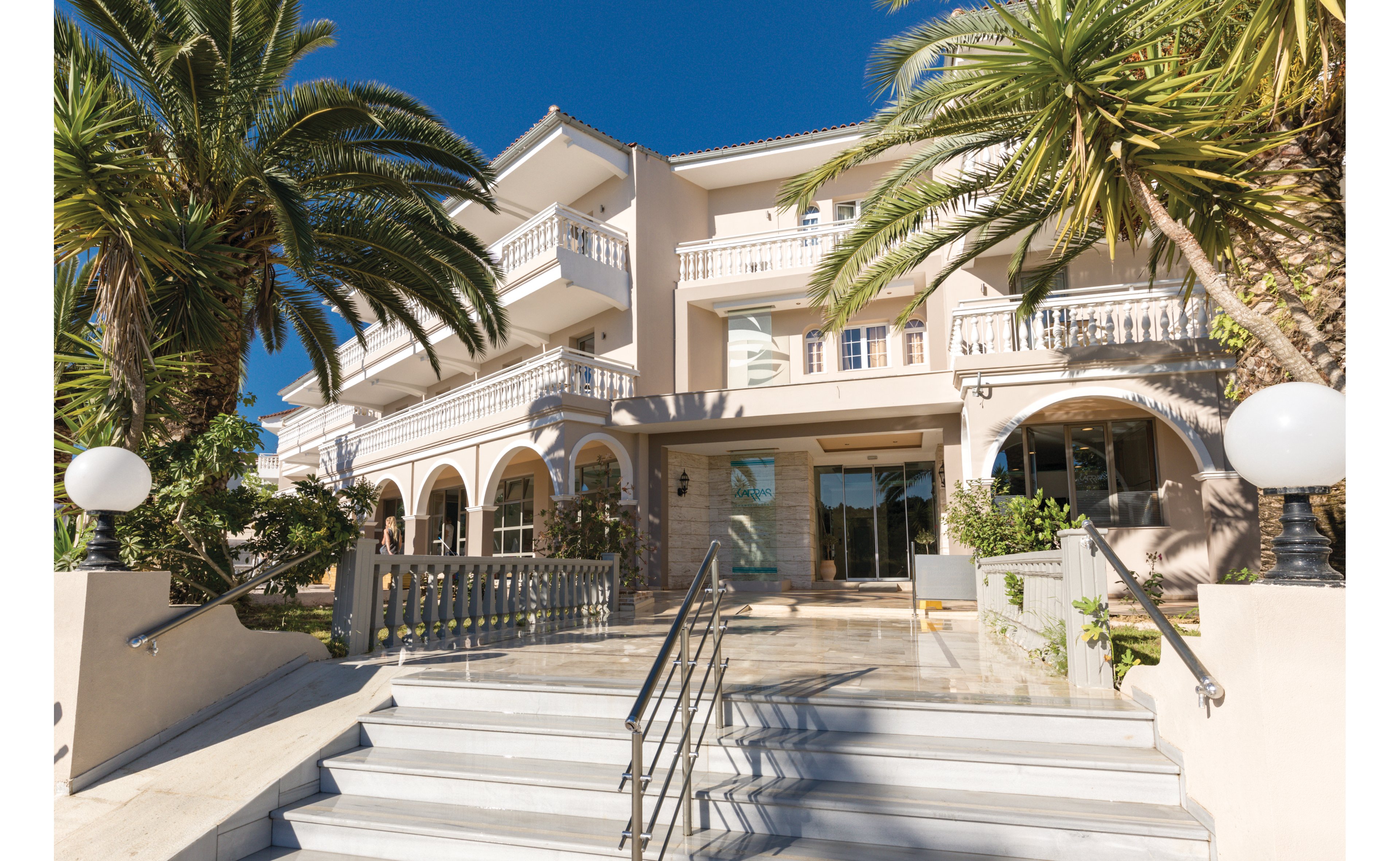 Karras Grande Resort