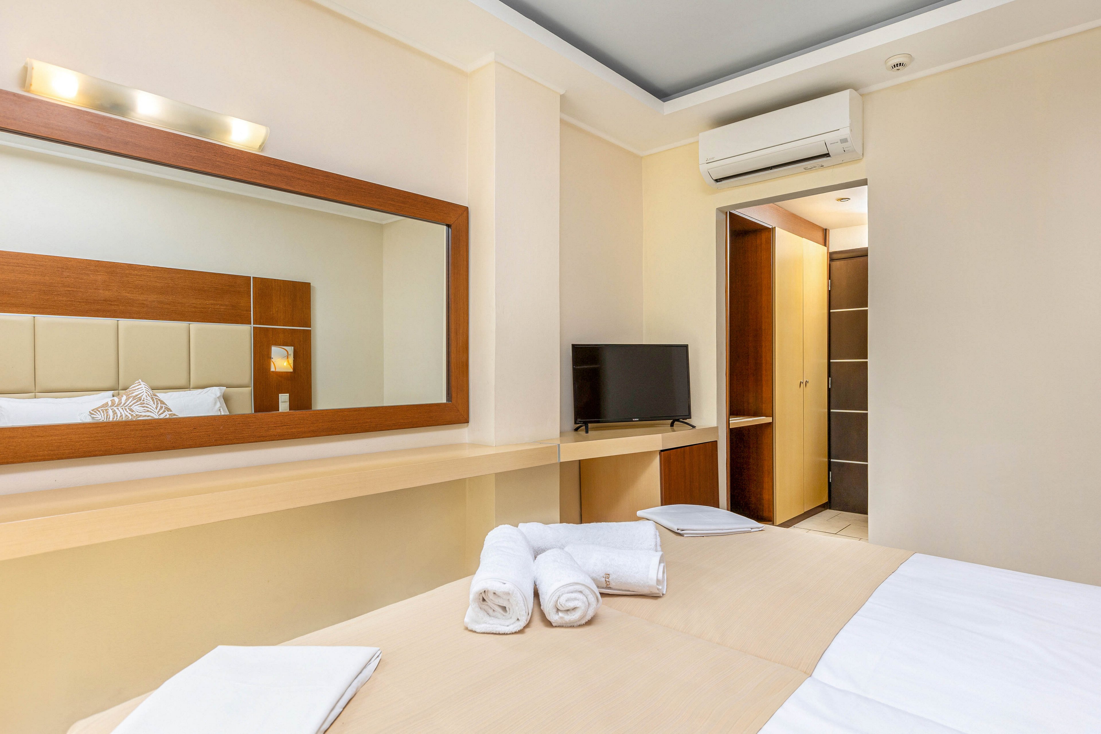 Esperia Hotel