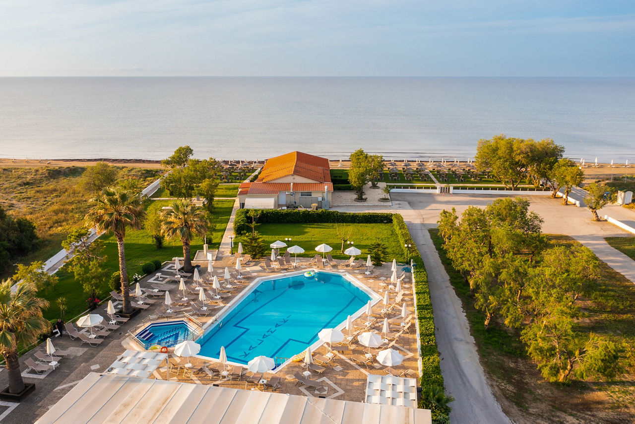 Kalamaki Beach Hotel