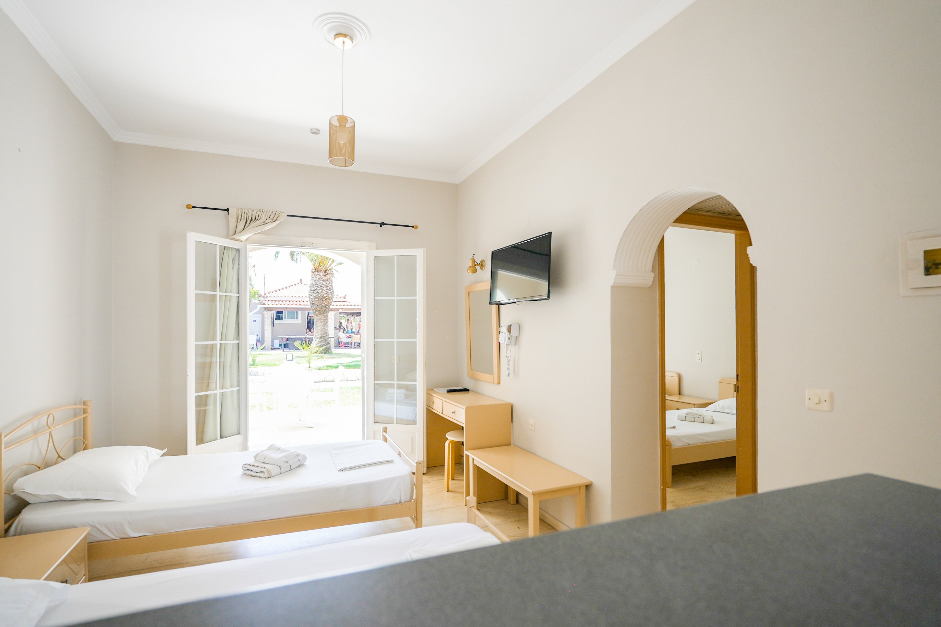 The Chill Inn formerly Pythari Studios