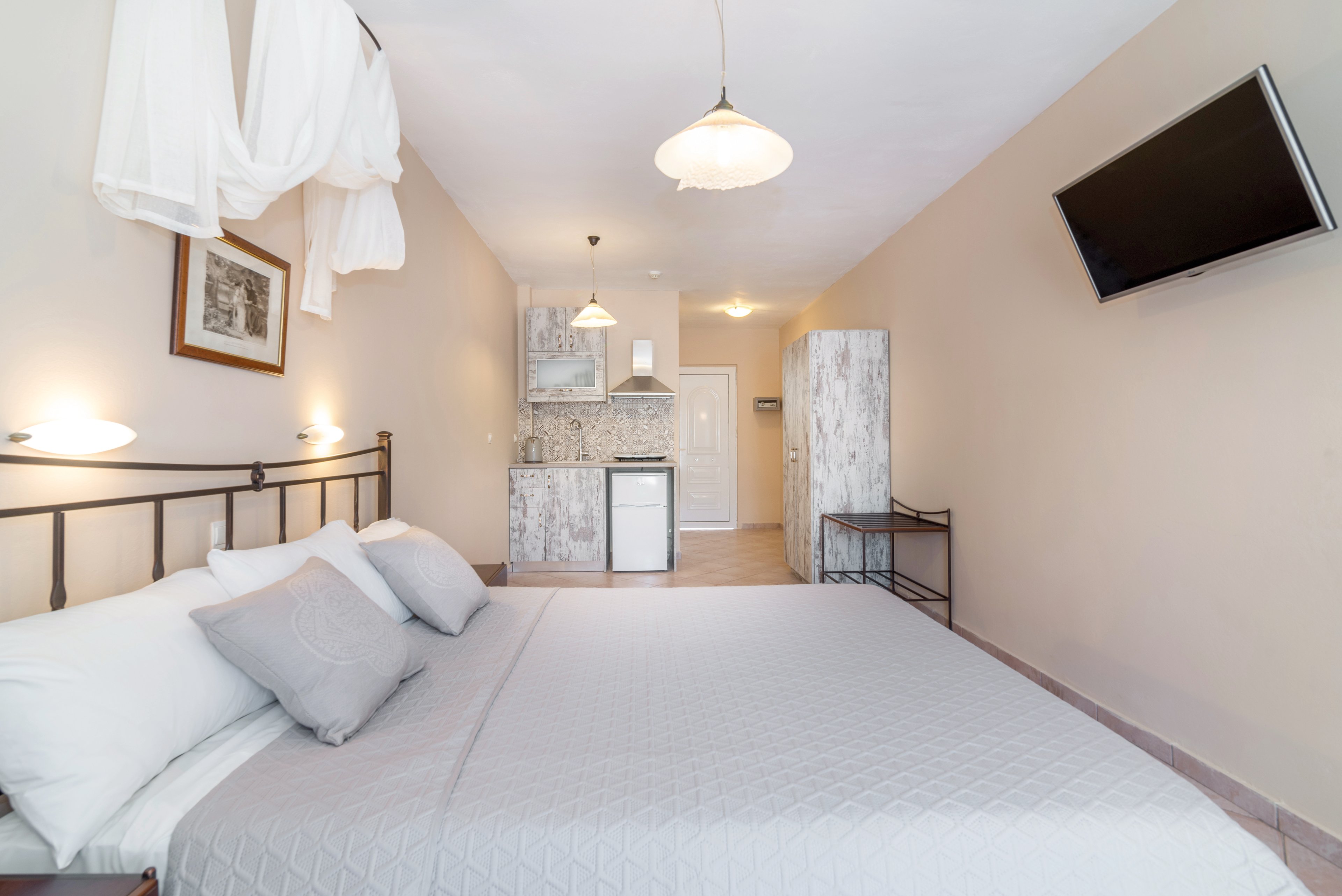 La Sirena Apartments