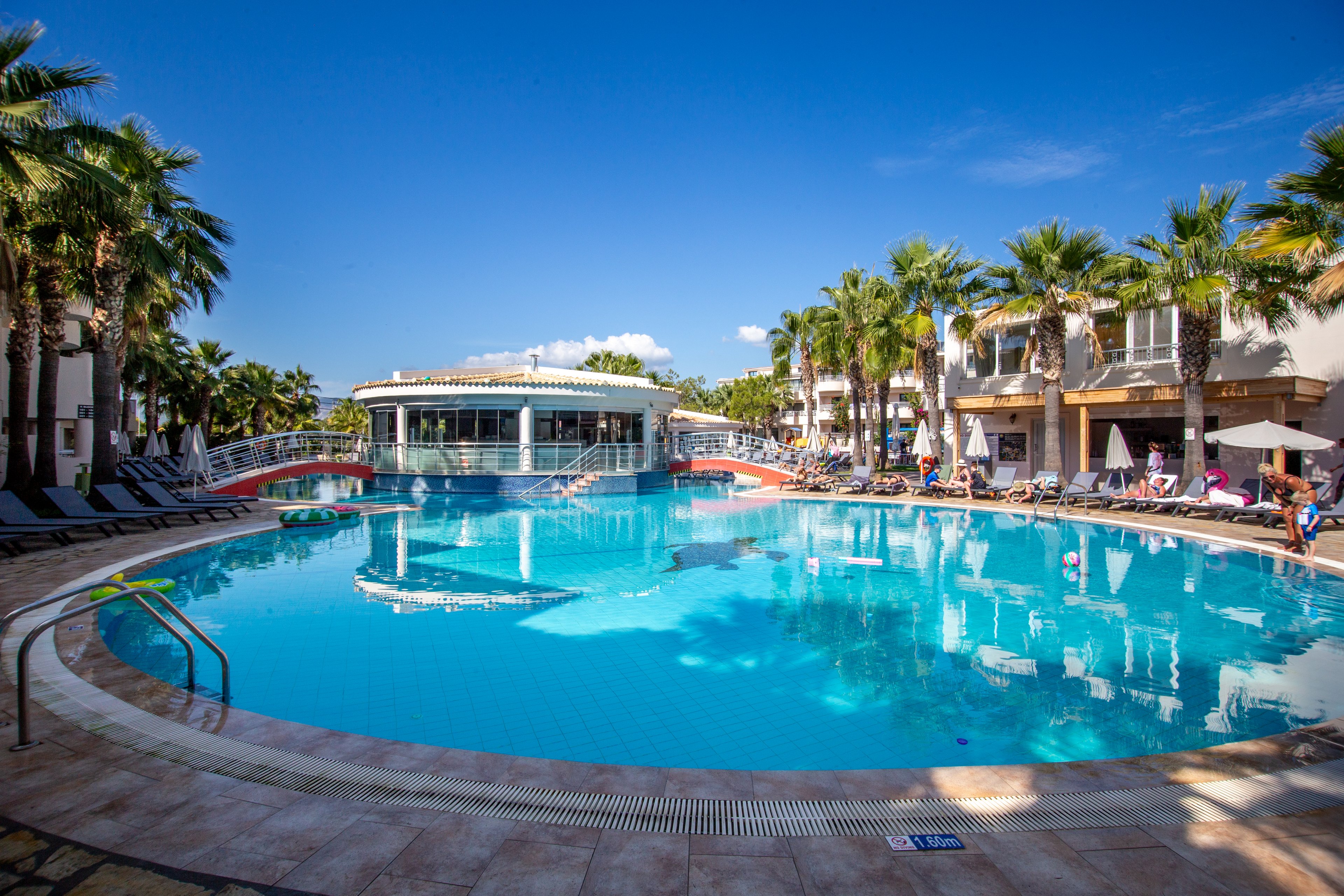 Caretta Beach Resort & Waterpark