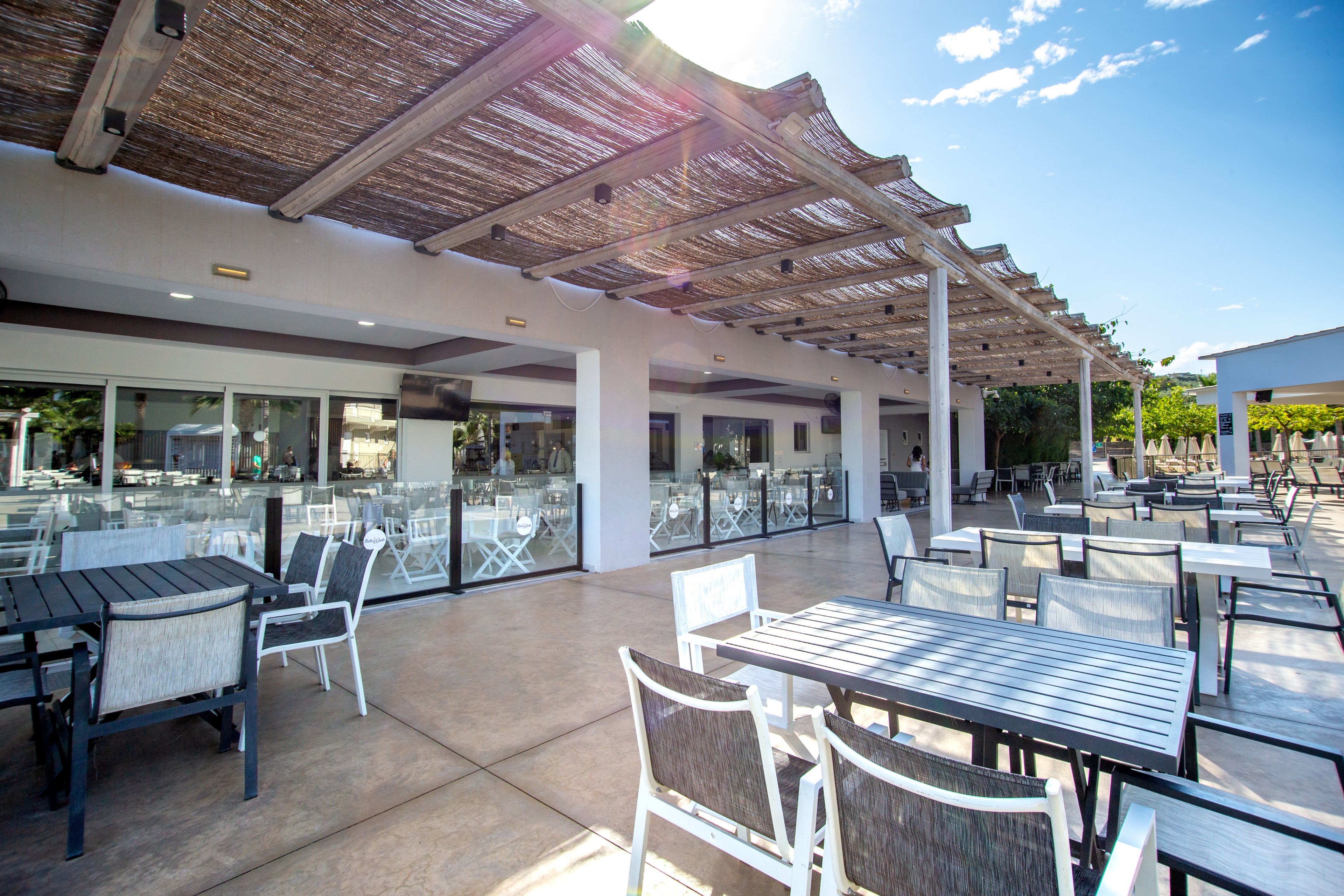 Caretta Paradise & Waterpark