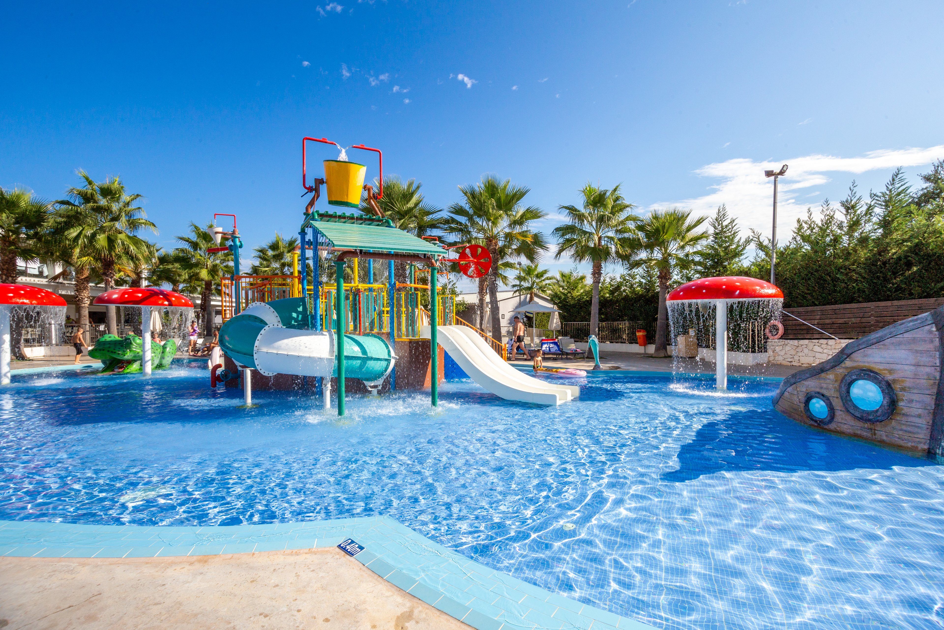 Caretta Paradise & Waterpark