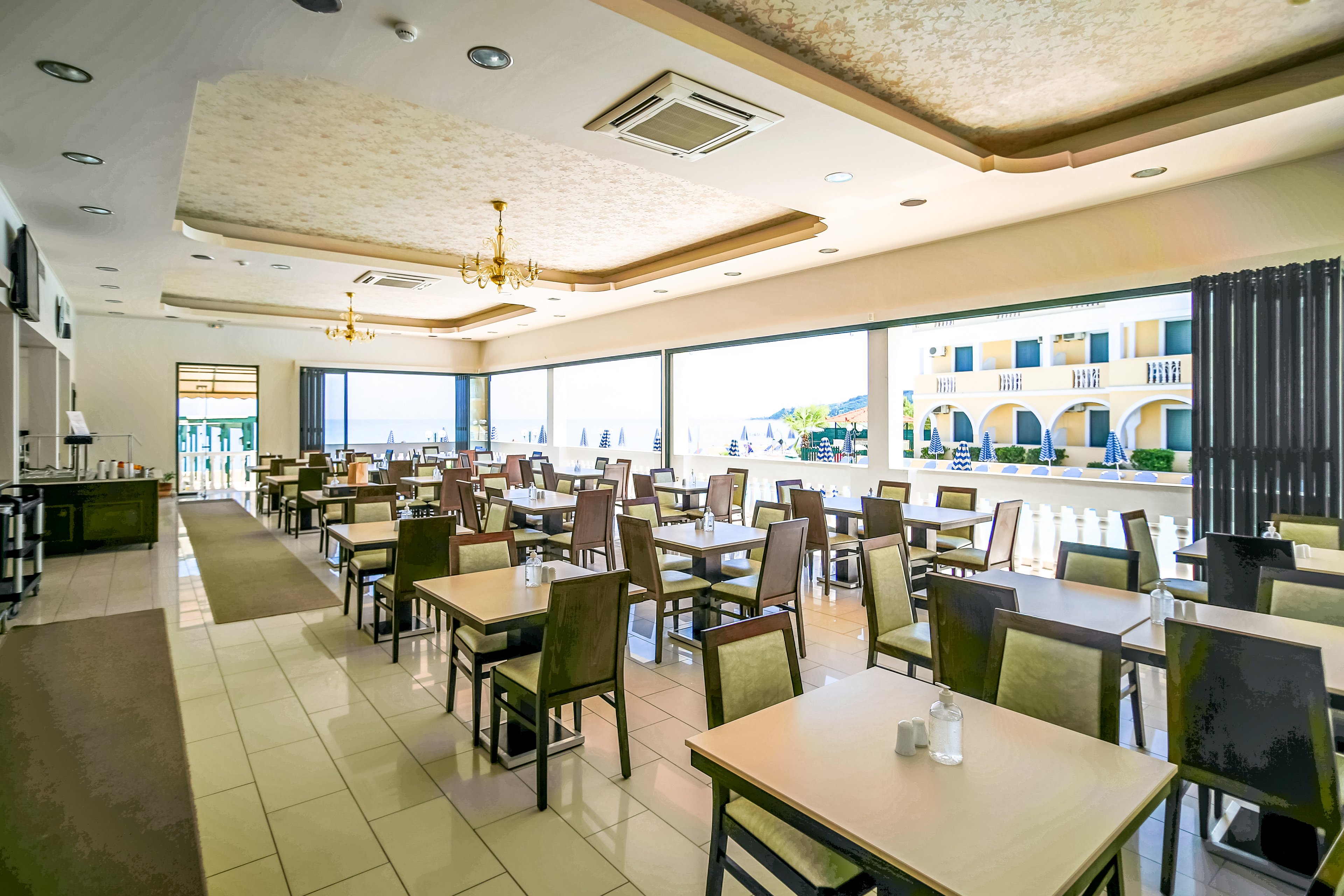 Konstantin Beach Hotel