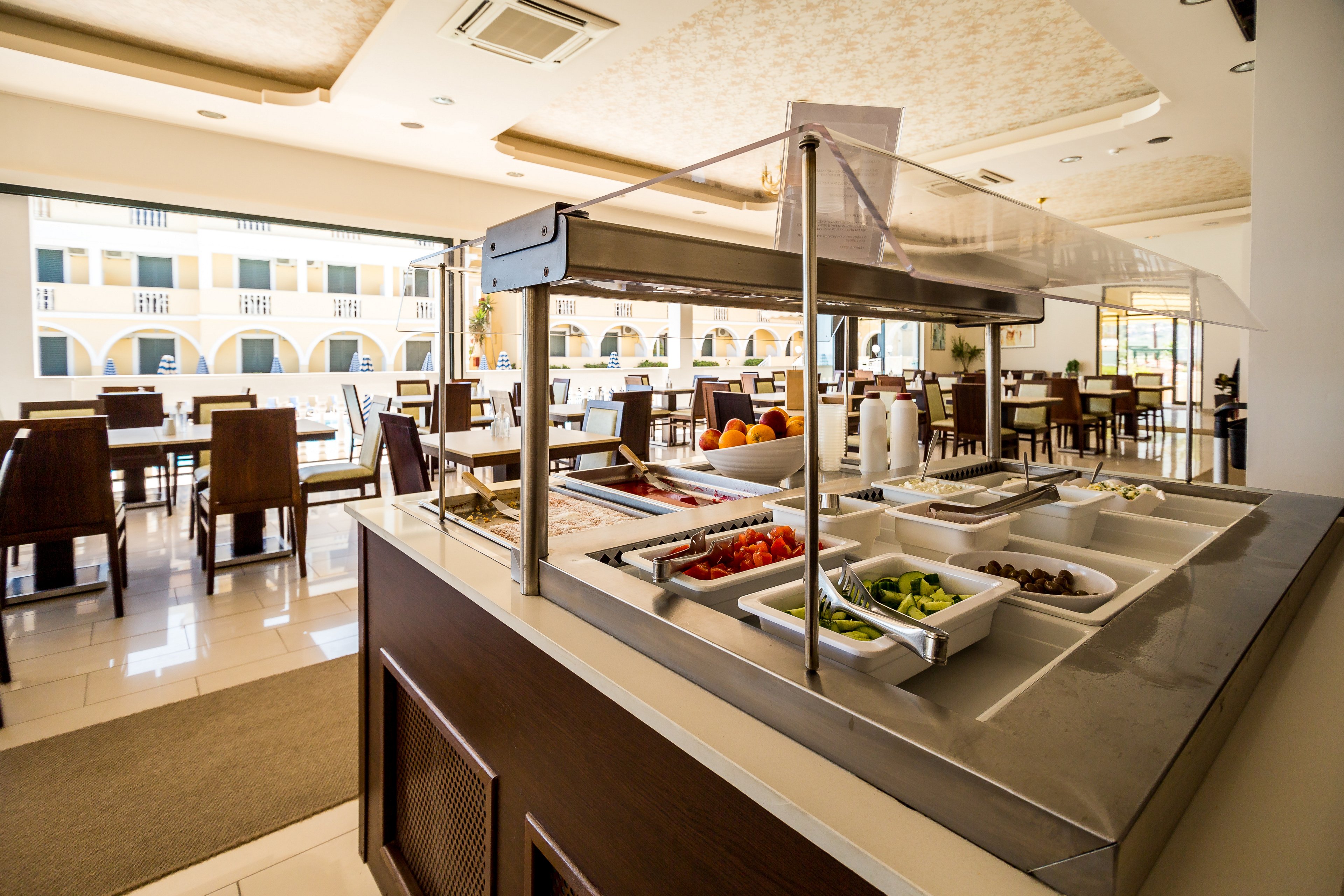 Konstantin Beach Hotel