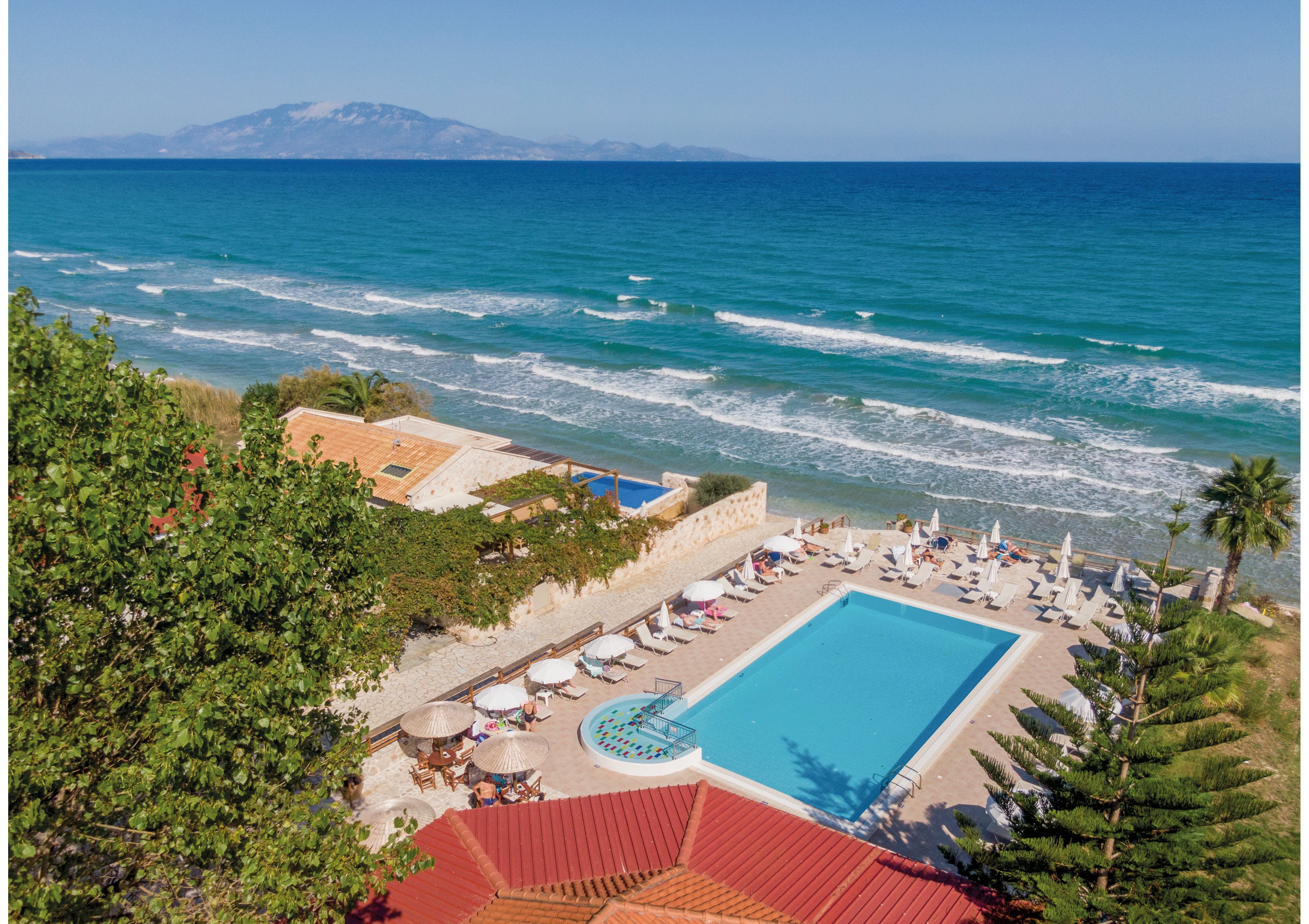 Paradise Apartments & Studios