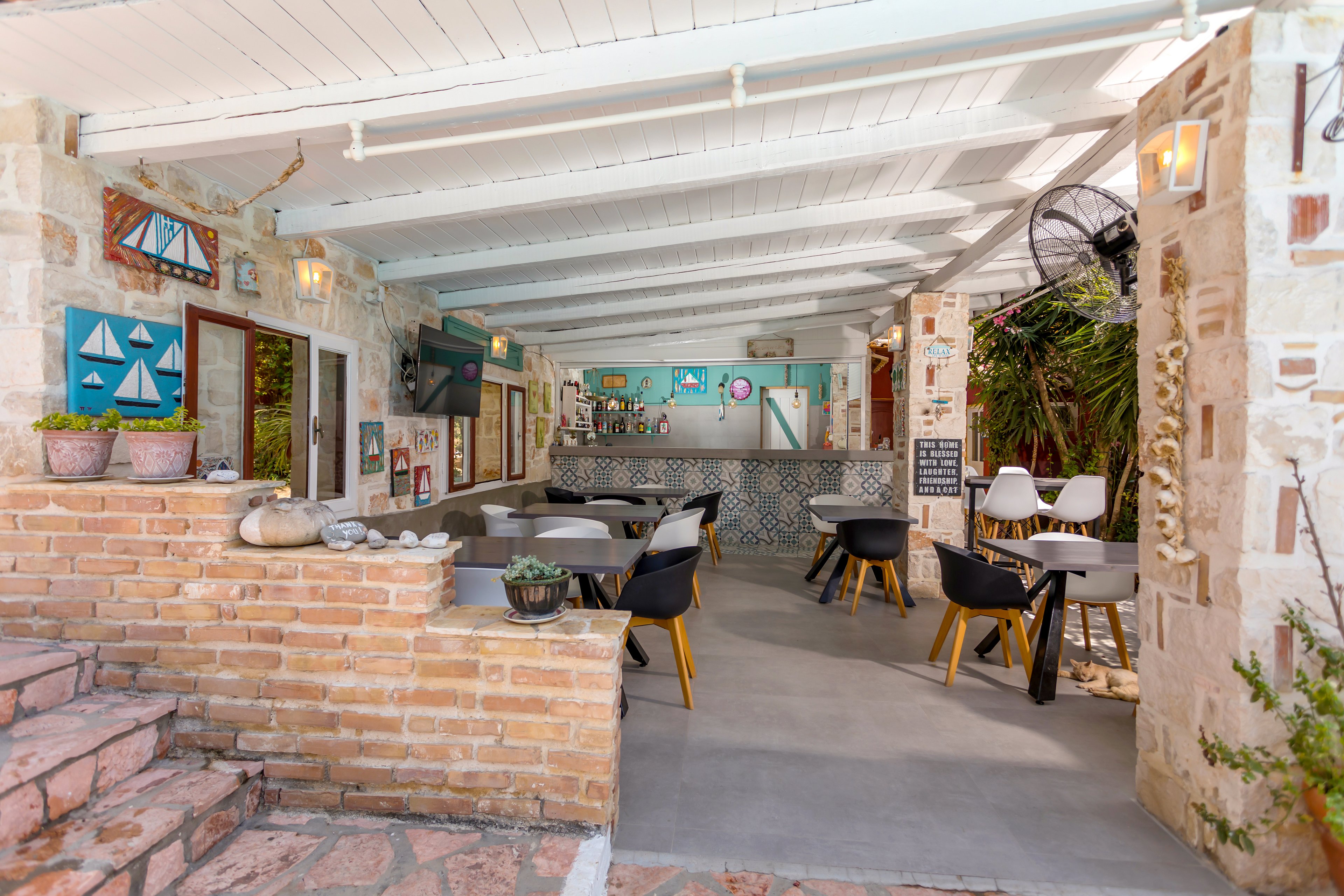 Garden of Eden Kalamaki