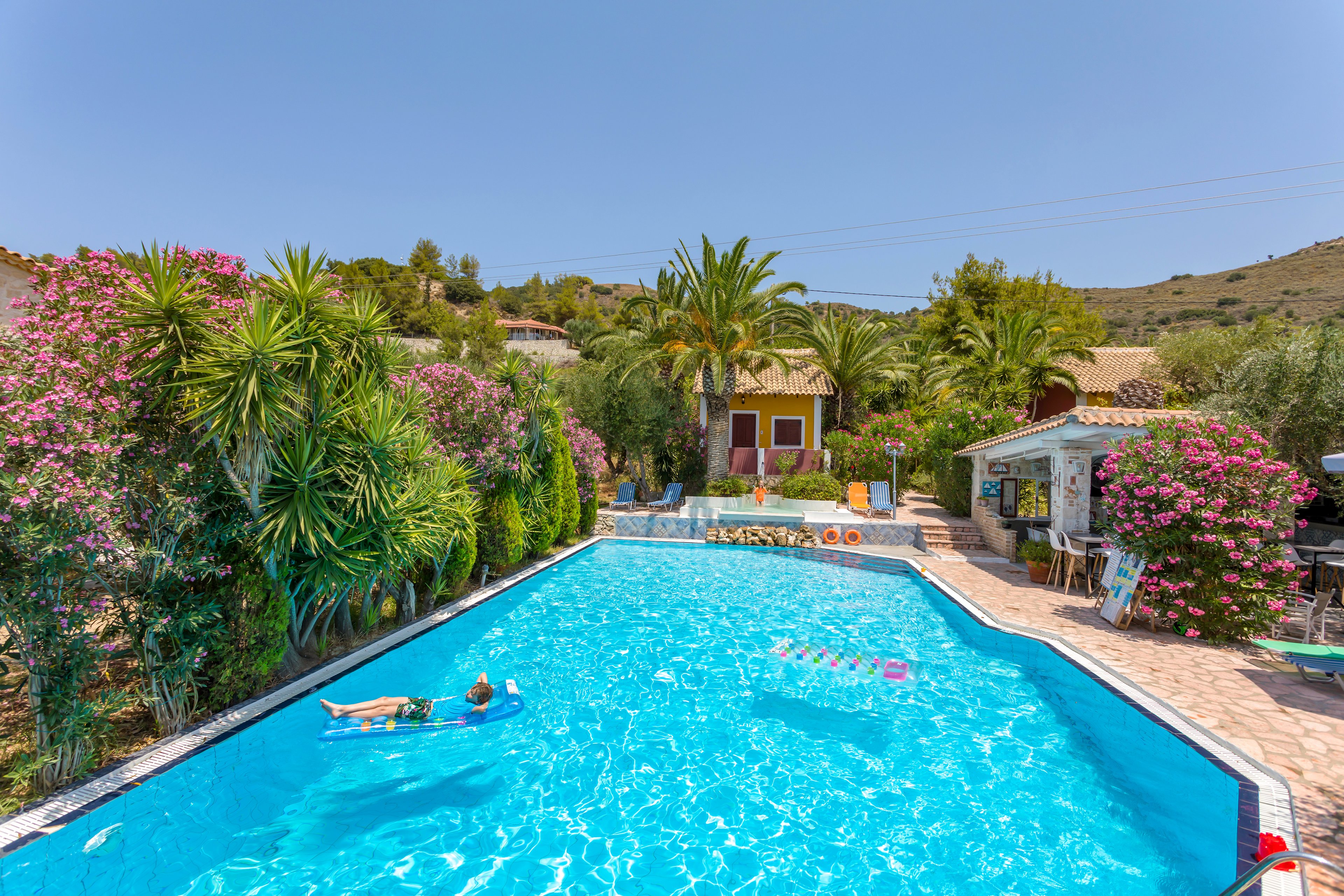 Garden of Eden Kalamaki