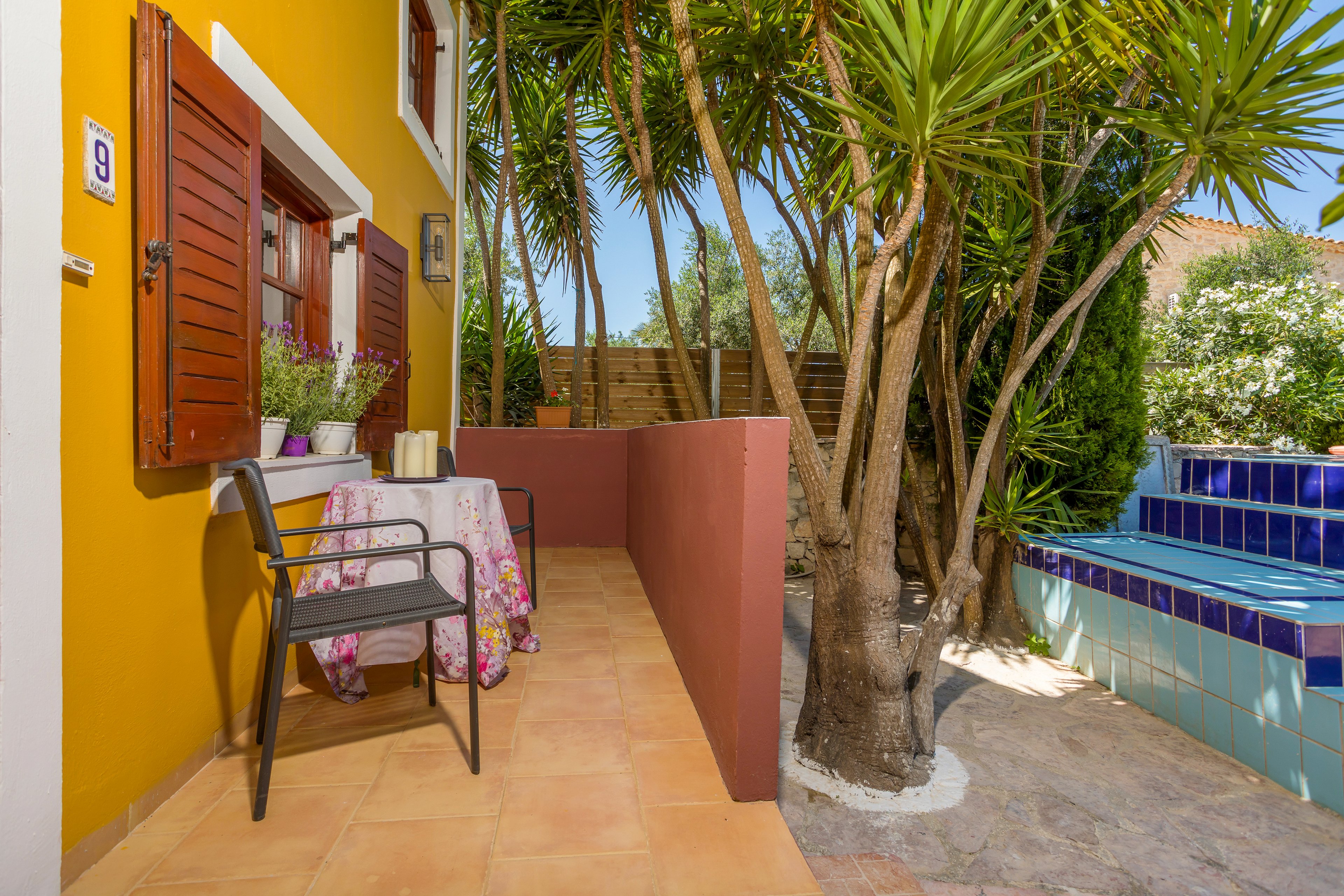 Garden of Eden Kalamaki