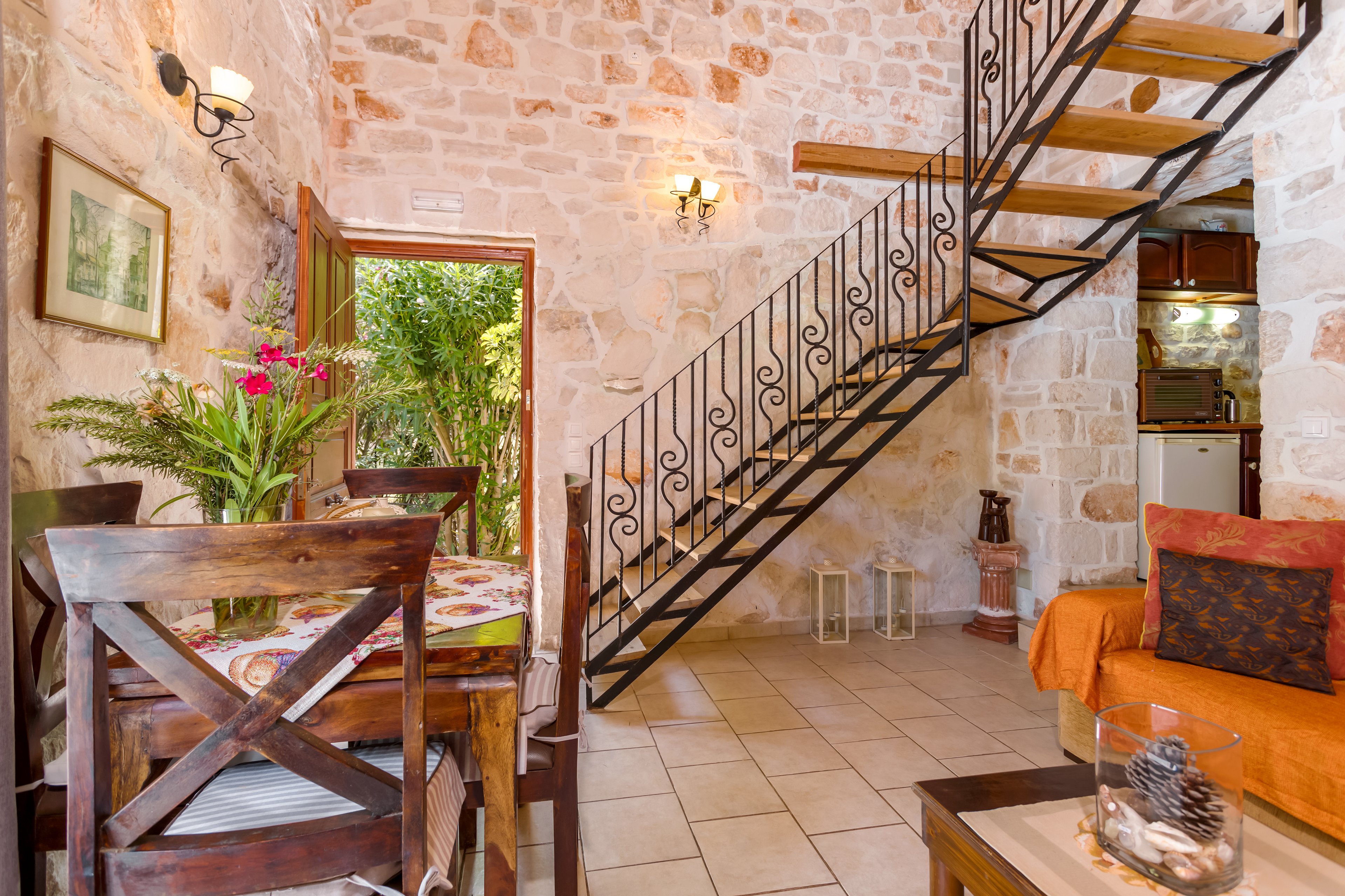 Garden of Eden Kalamaki