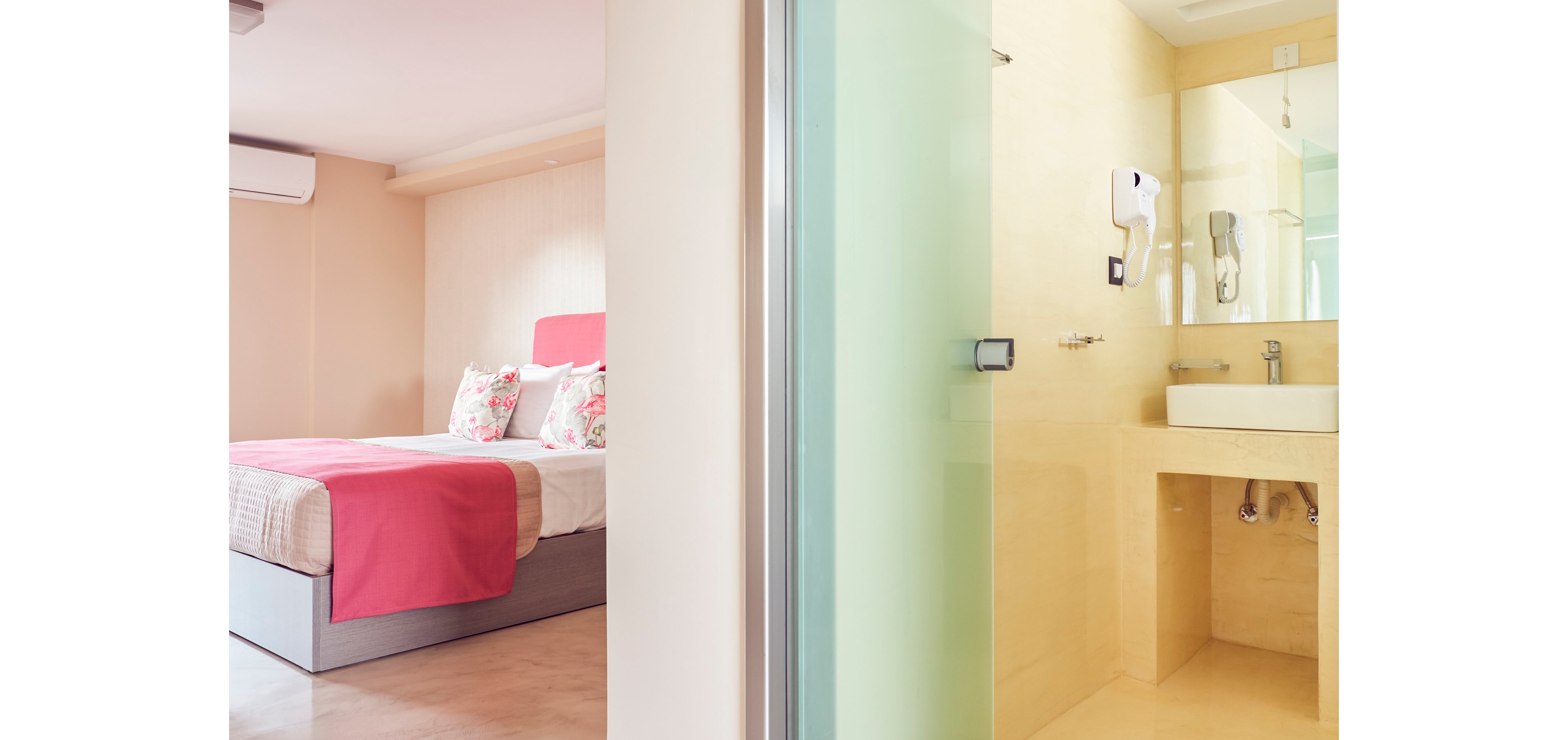 Koukounaria Hotel & Suites