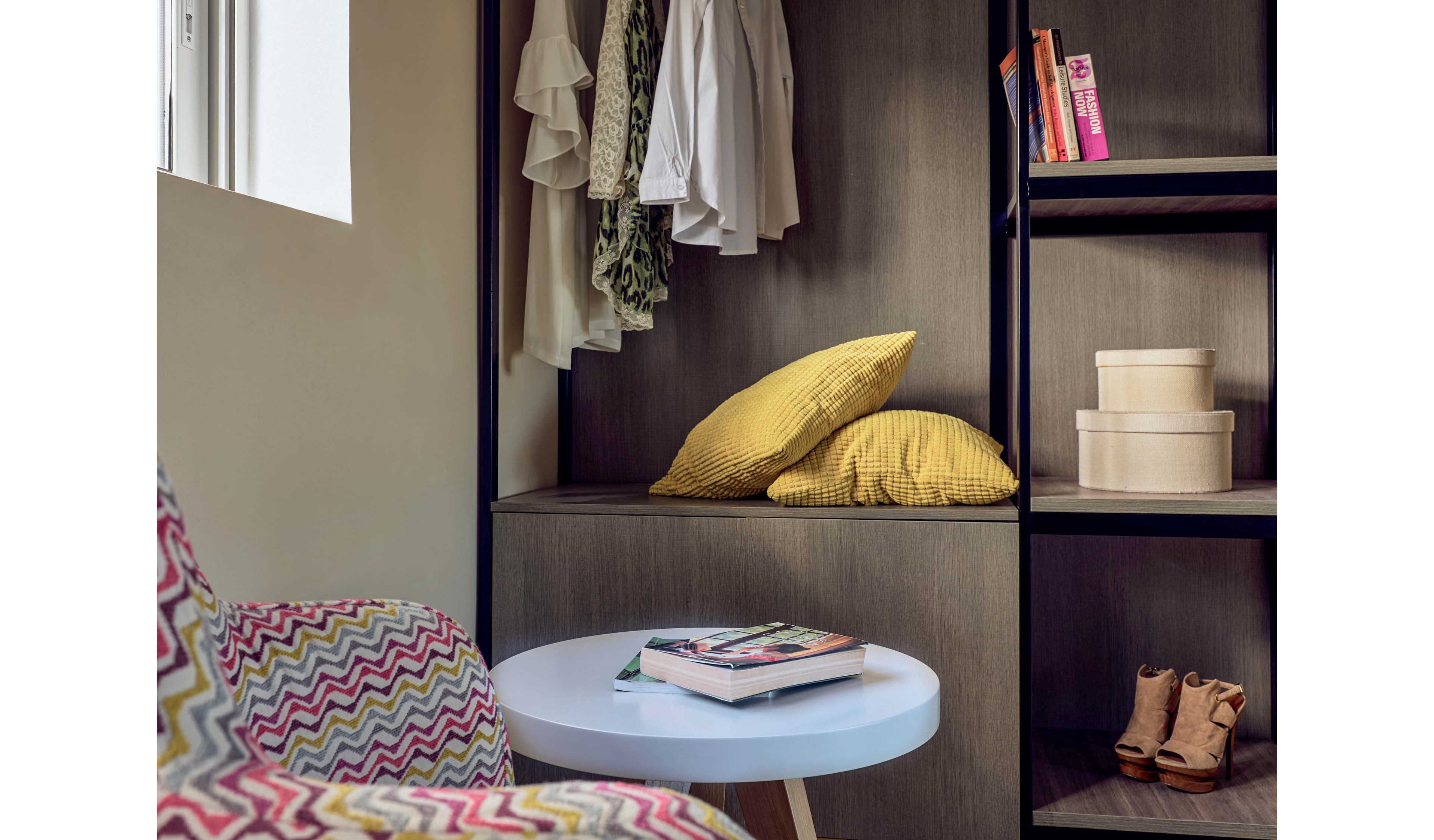 Koukounaria Hotel & Suites