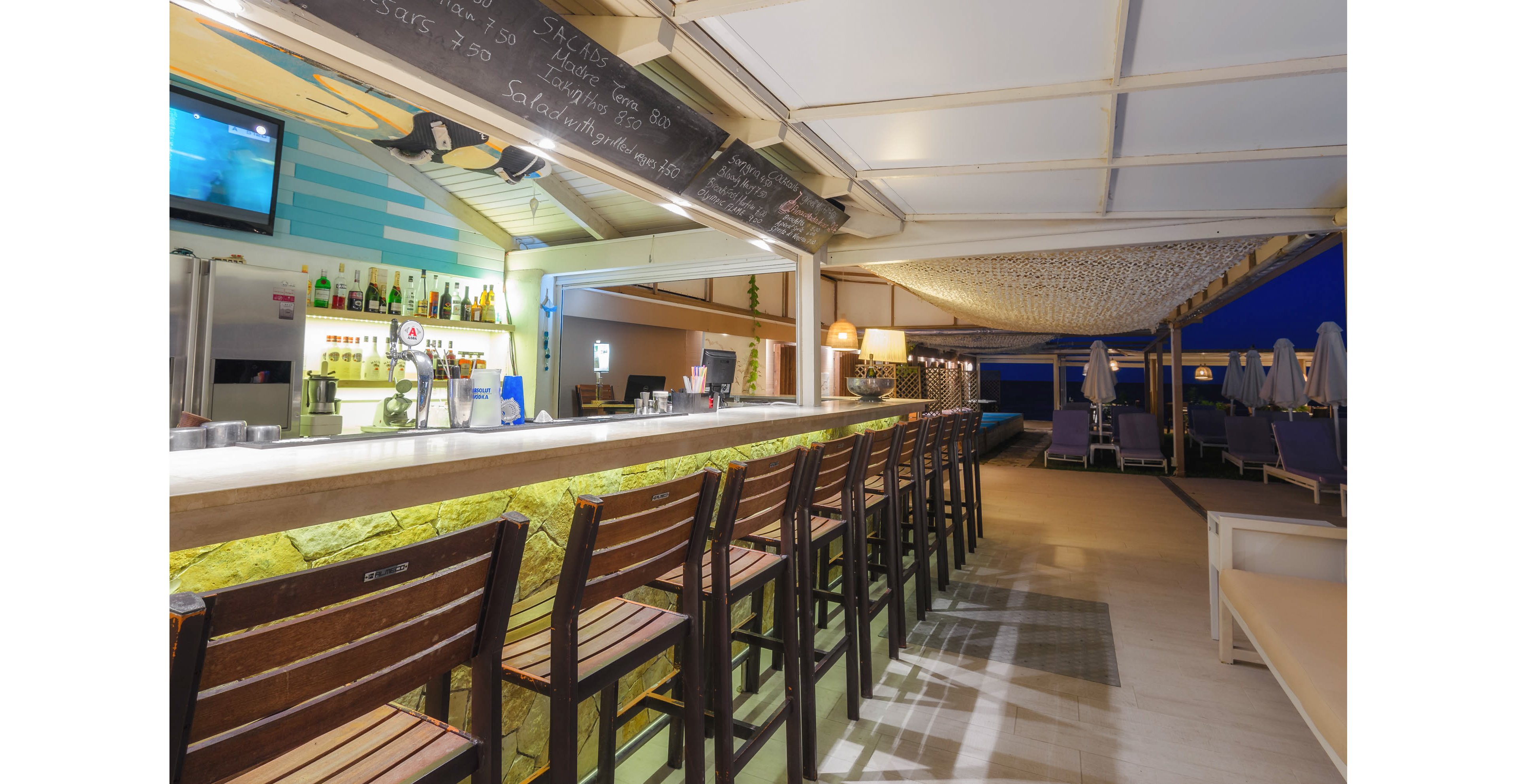 Iakinthos Tsilivi Beach