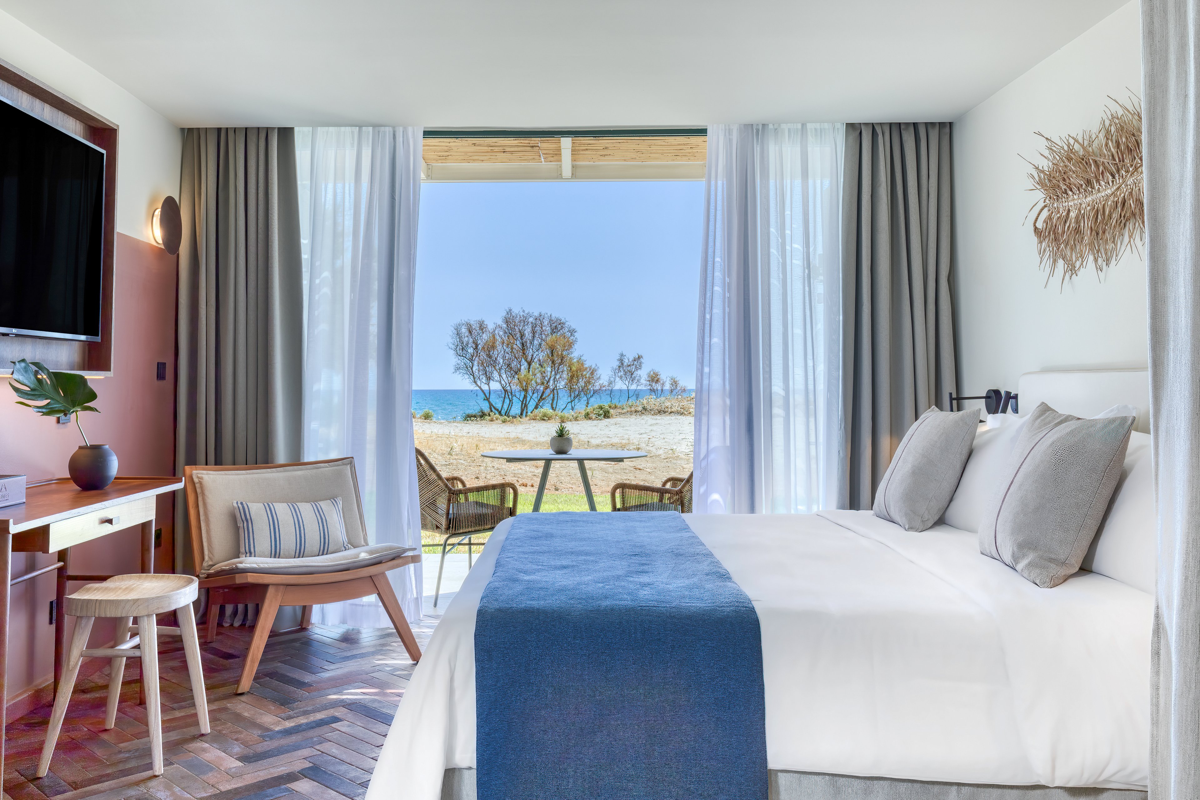 Domes Aulus Zante Autograph Collection