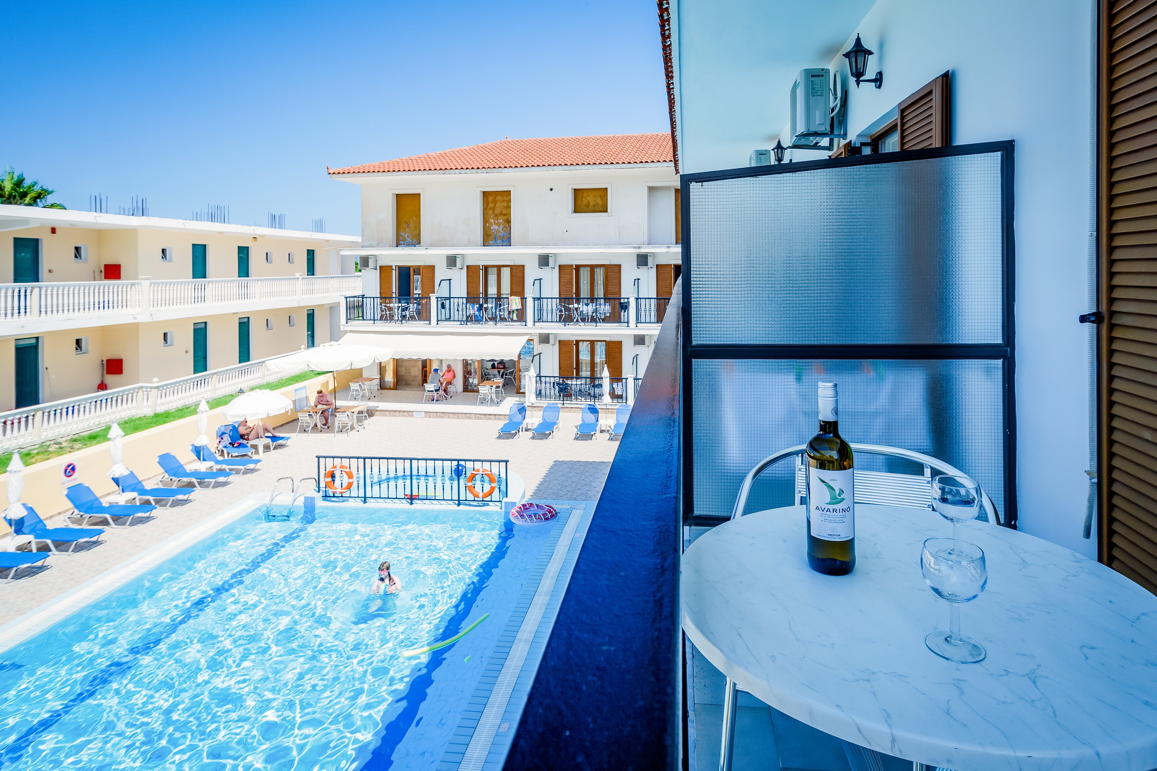 Litsa Studios & Apartments