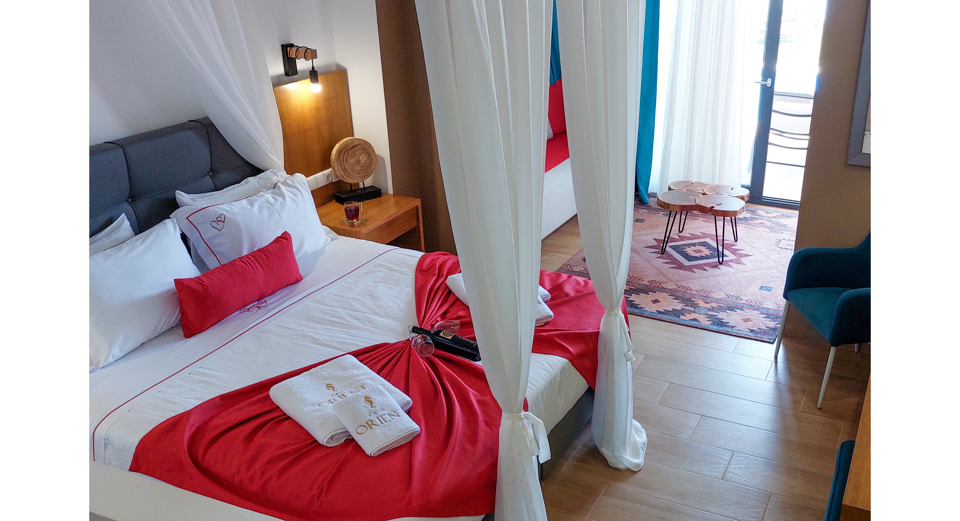 Cavo Orient Beach Hotel