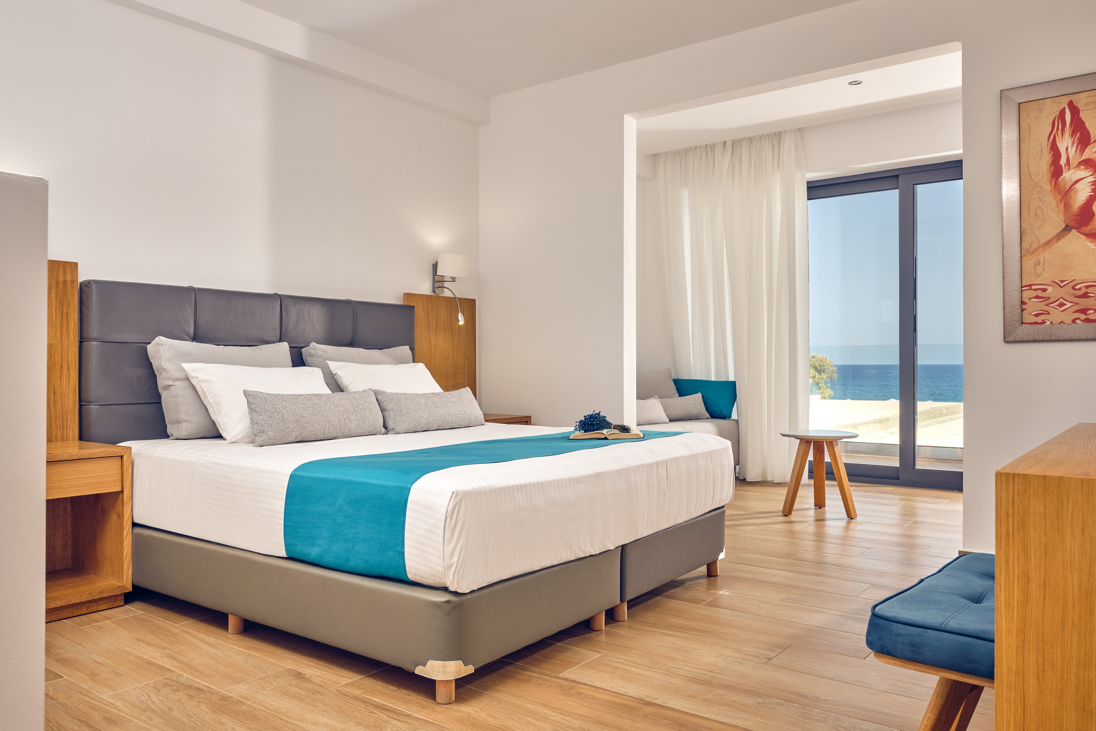 Cavo Orient Beach Hotel